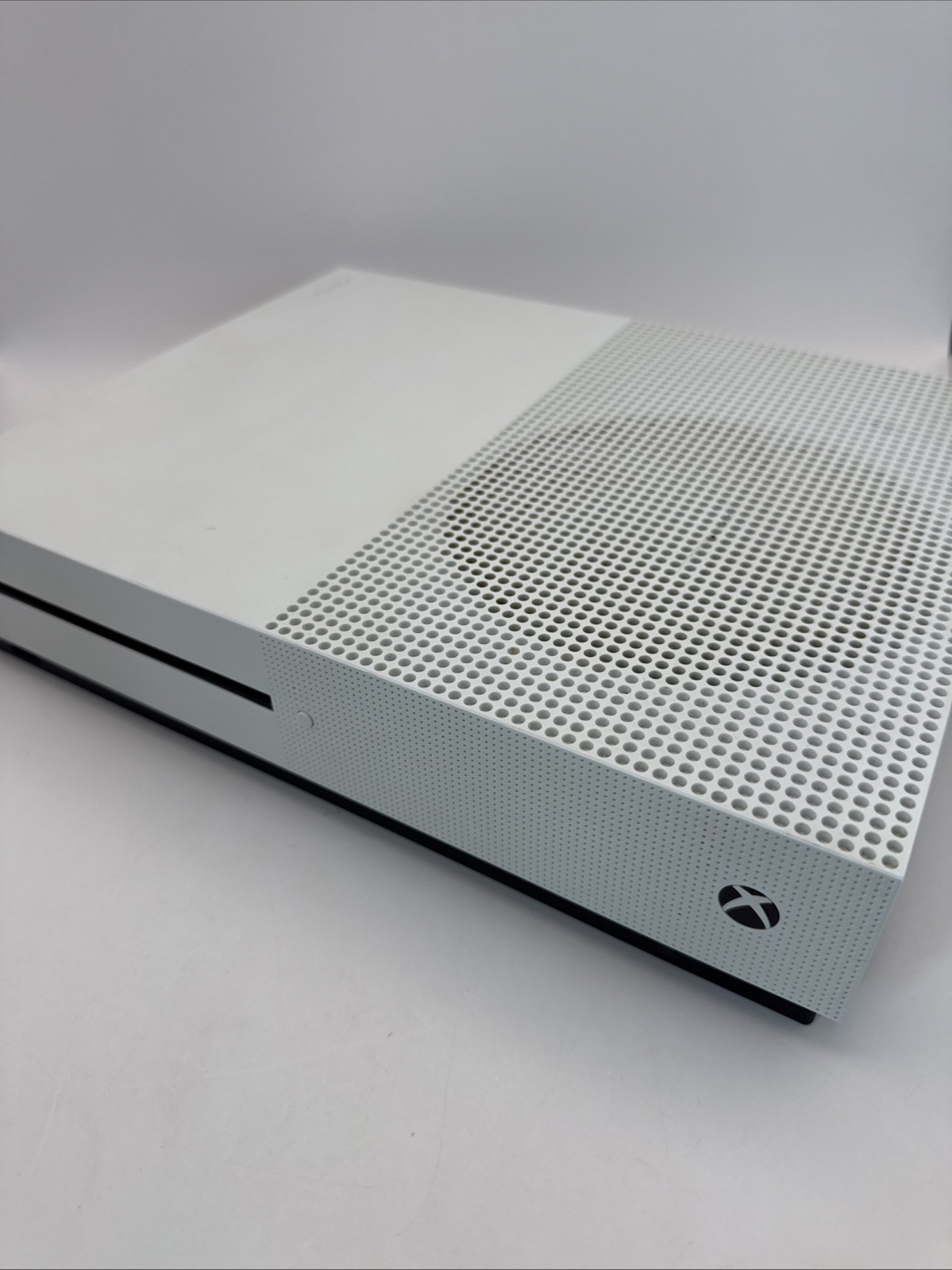 Microsoft Xbox One S Model 1681 Console White For Parts or Repair READ