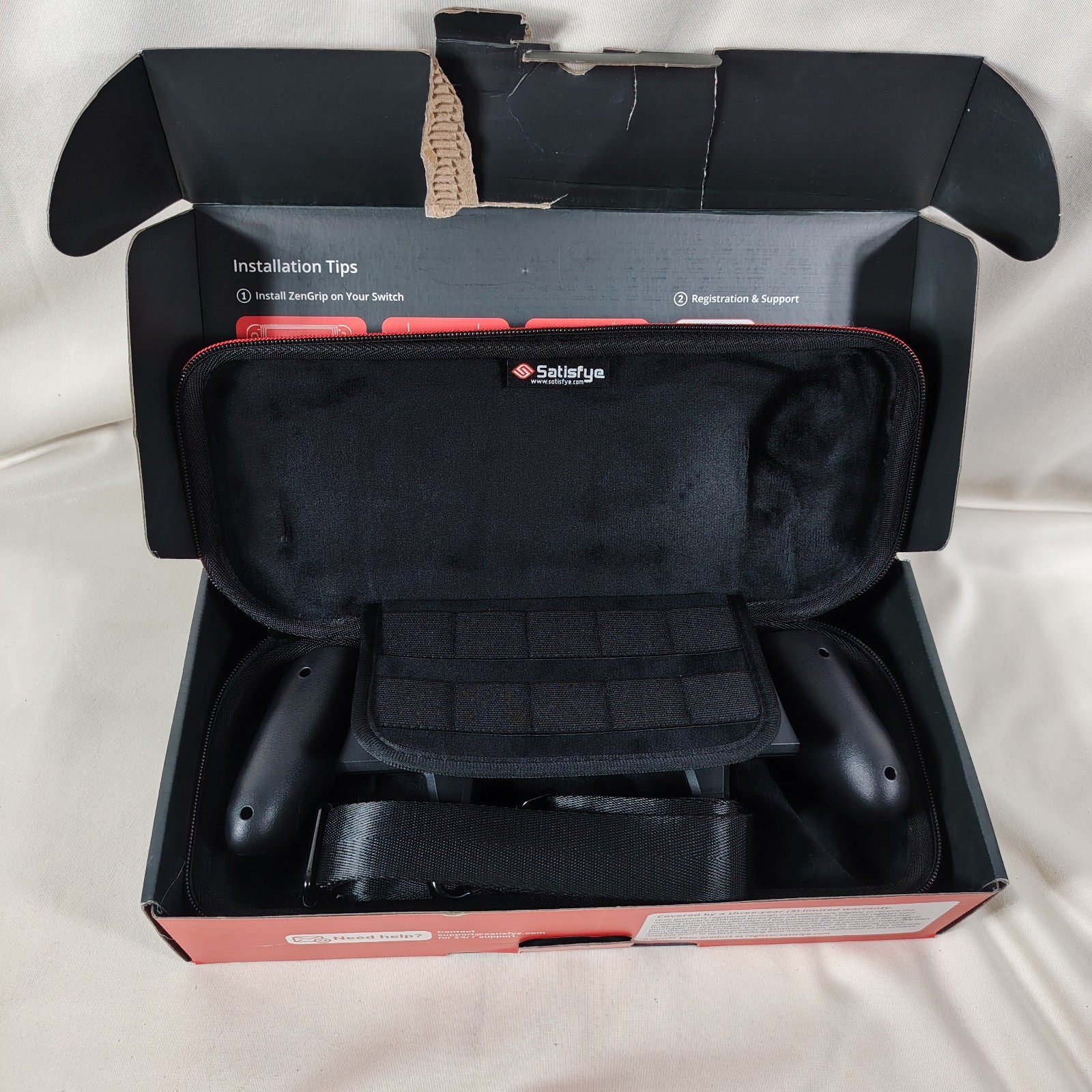 Satisfye ZenGrip Pro Slim Bundle – Open box- Great Condition – w/socks