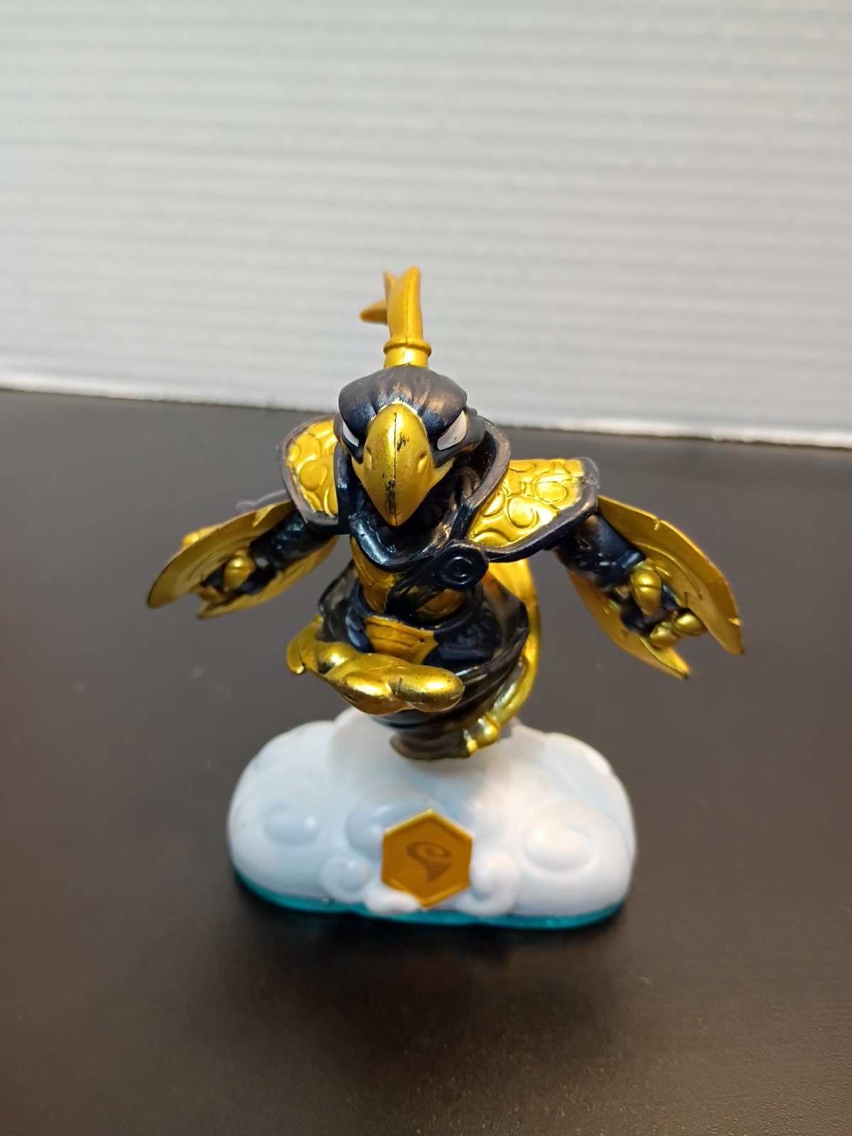 Skylanders Swap Force Character Figure: Legendary Free Ranger (blue base)