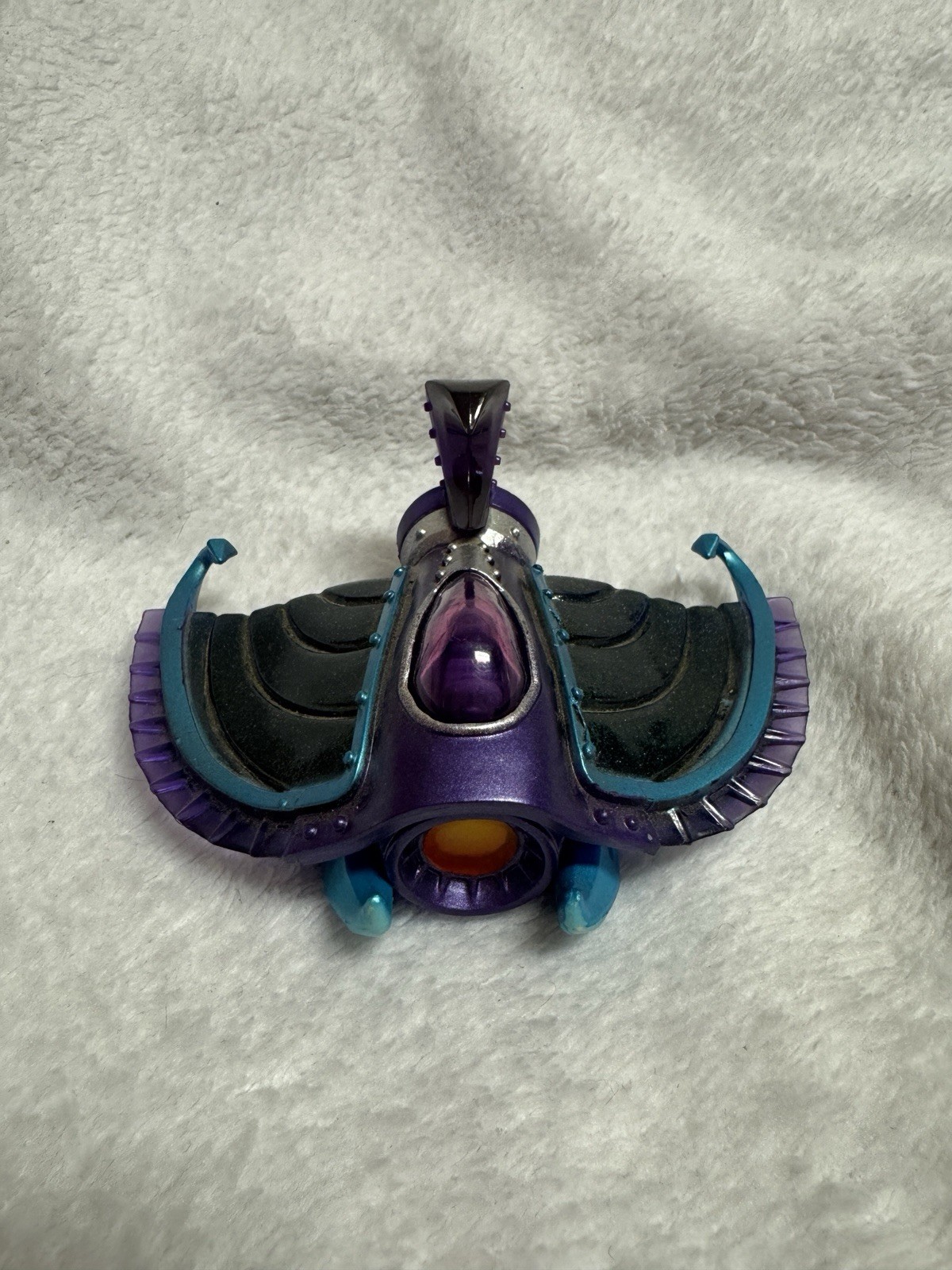 Skylanders Superchargers Shield Striker Vehicle Figure, thump truck, Sea Shadow