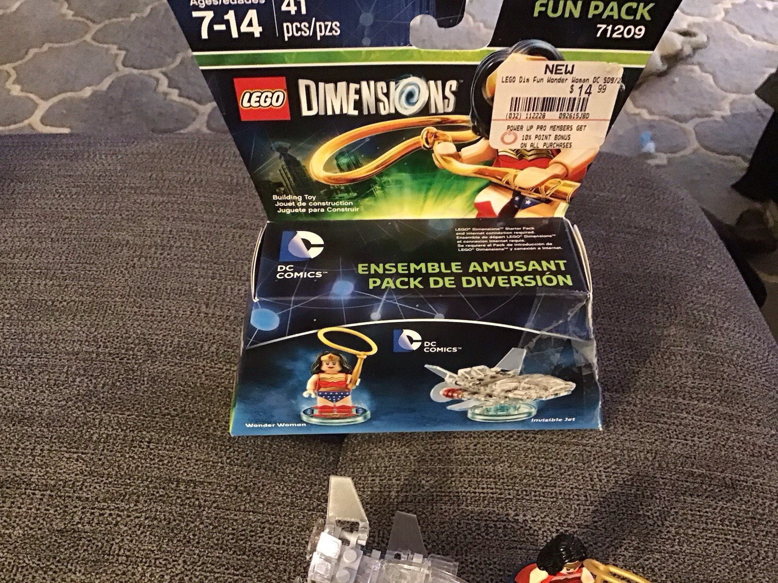 LEGO Dimensions DC Comics Wonder Woman And Invisible Jet 71209 Box And Booklet