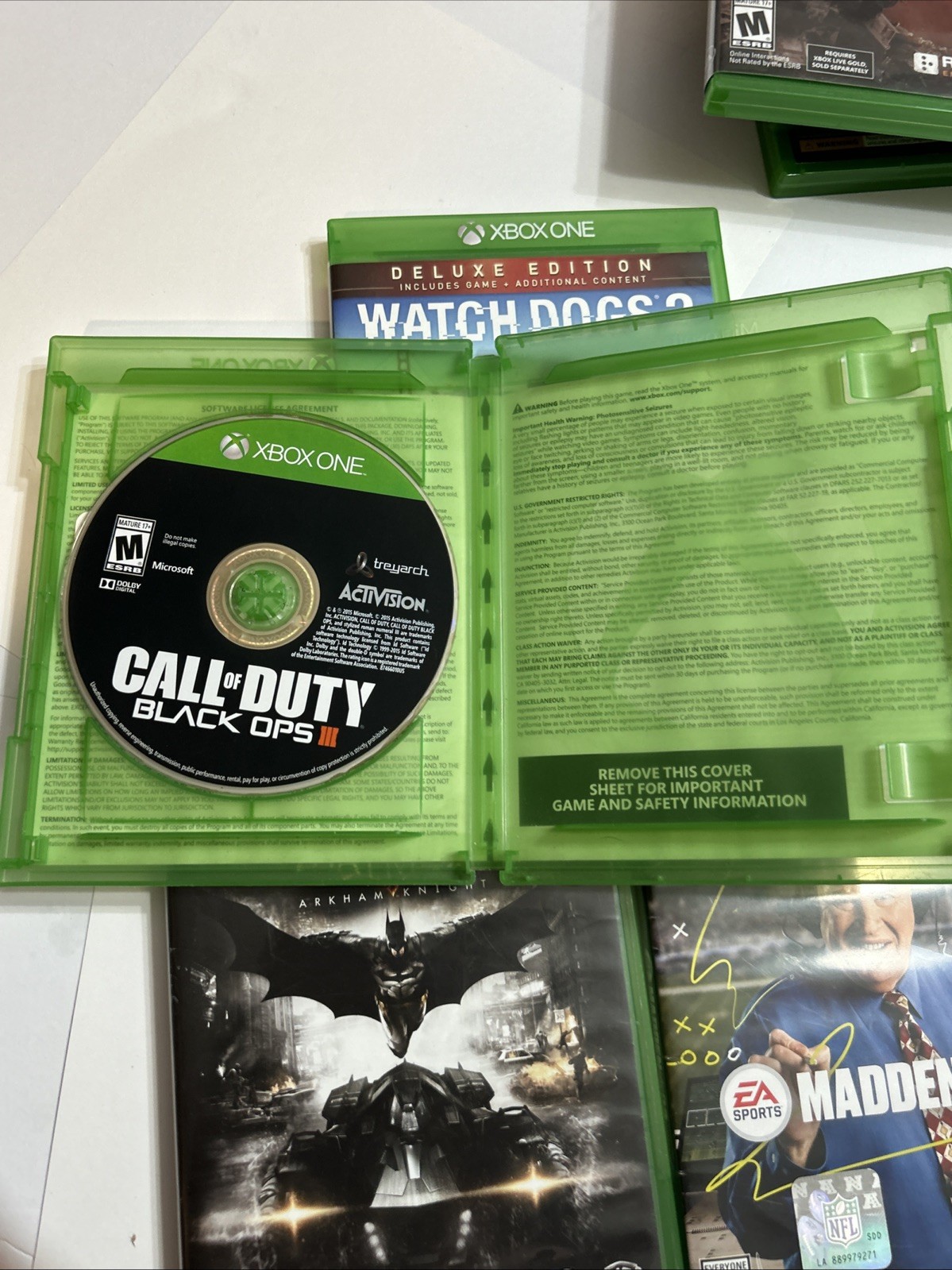 Lot of 8 Microsoft Xbox One Games Halo 5 – Doom – CoD Black Ops 3 And More !!