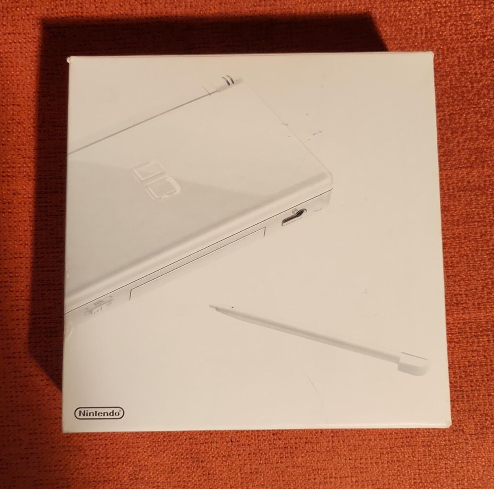 Nintendo DS Lite Handheld Console – Polar White Open Box