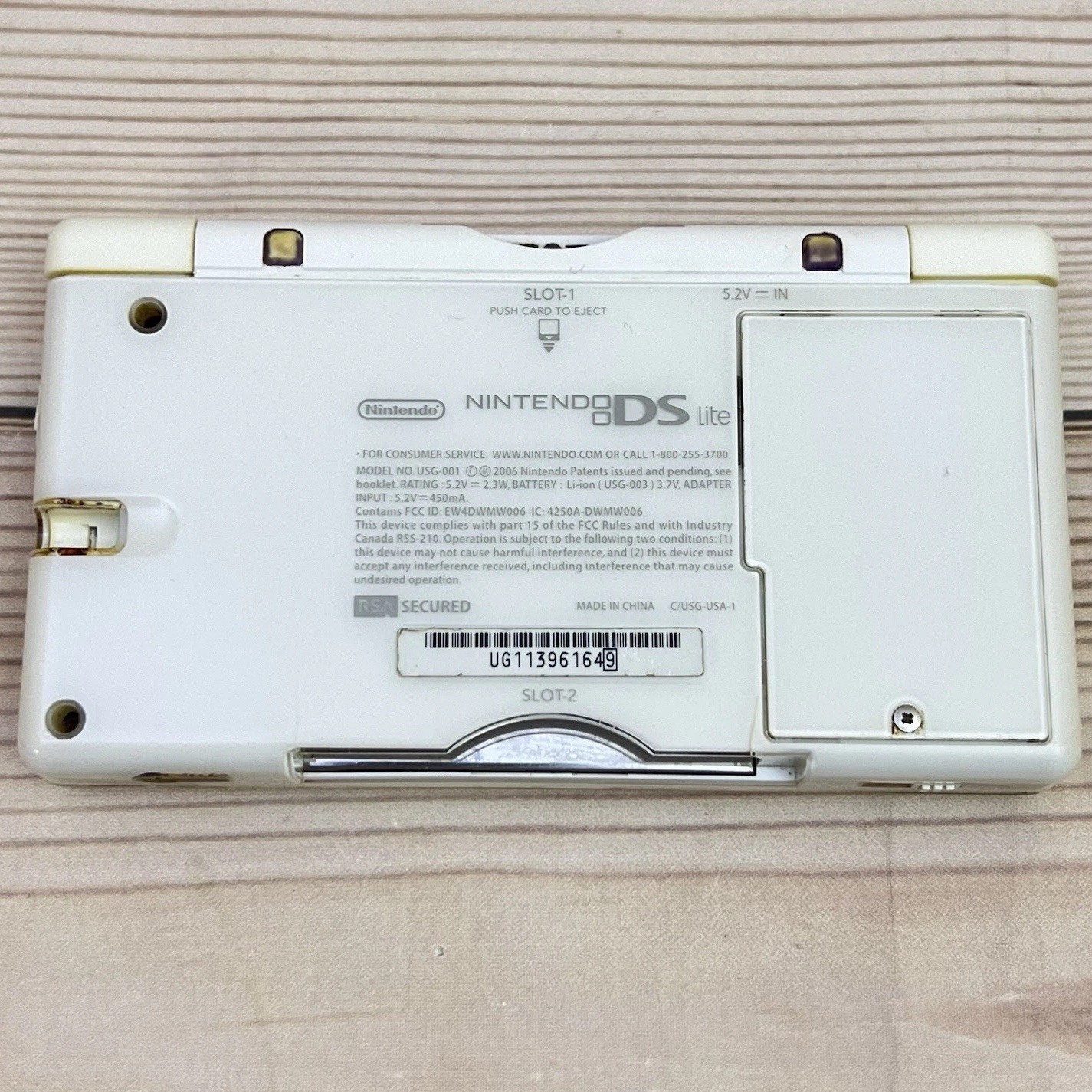 Nintendo DS Lite Handheld Game Console USG-001 Powers On for Parts Repair AS-IS