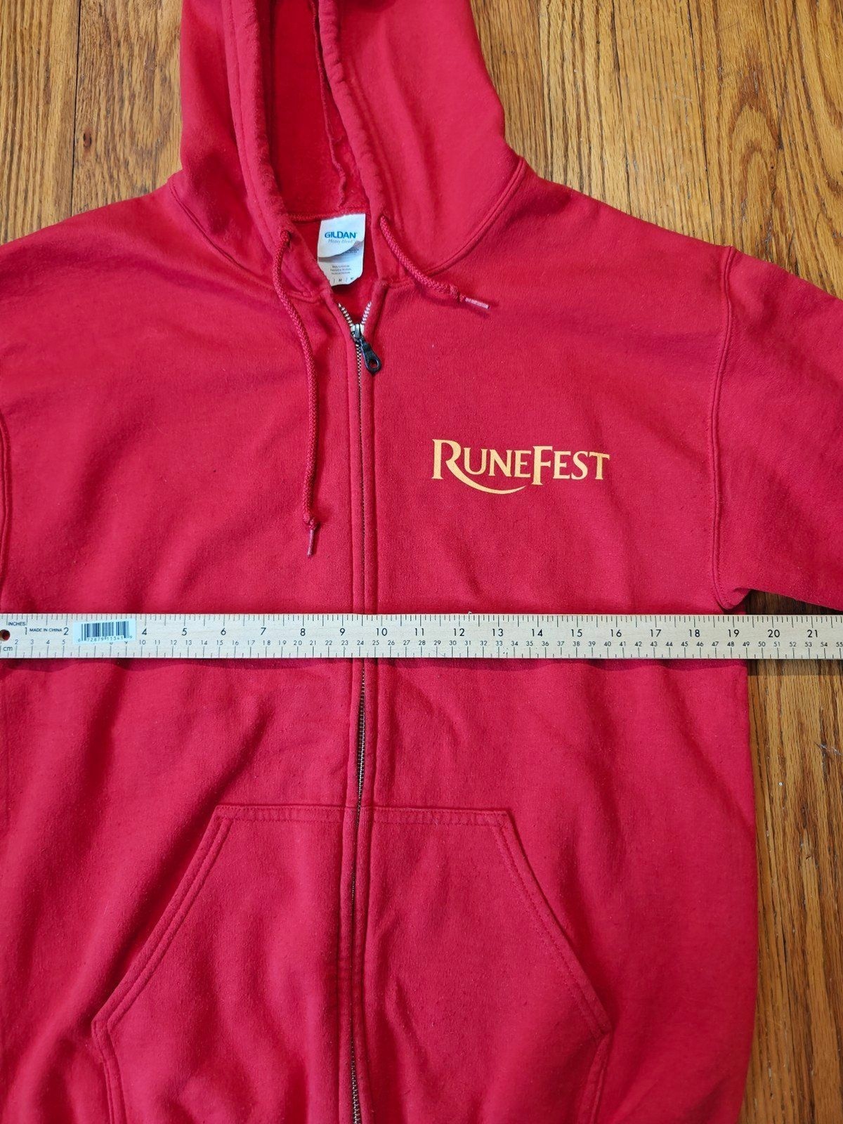 RuneScape Runefest 2018 Hoodie Event Staff Dragonslayer Vorkath Jagex Medium