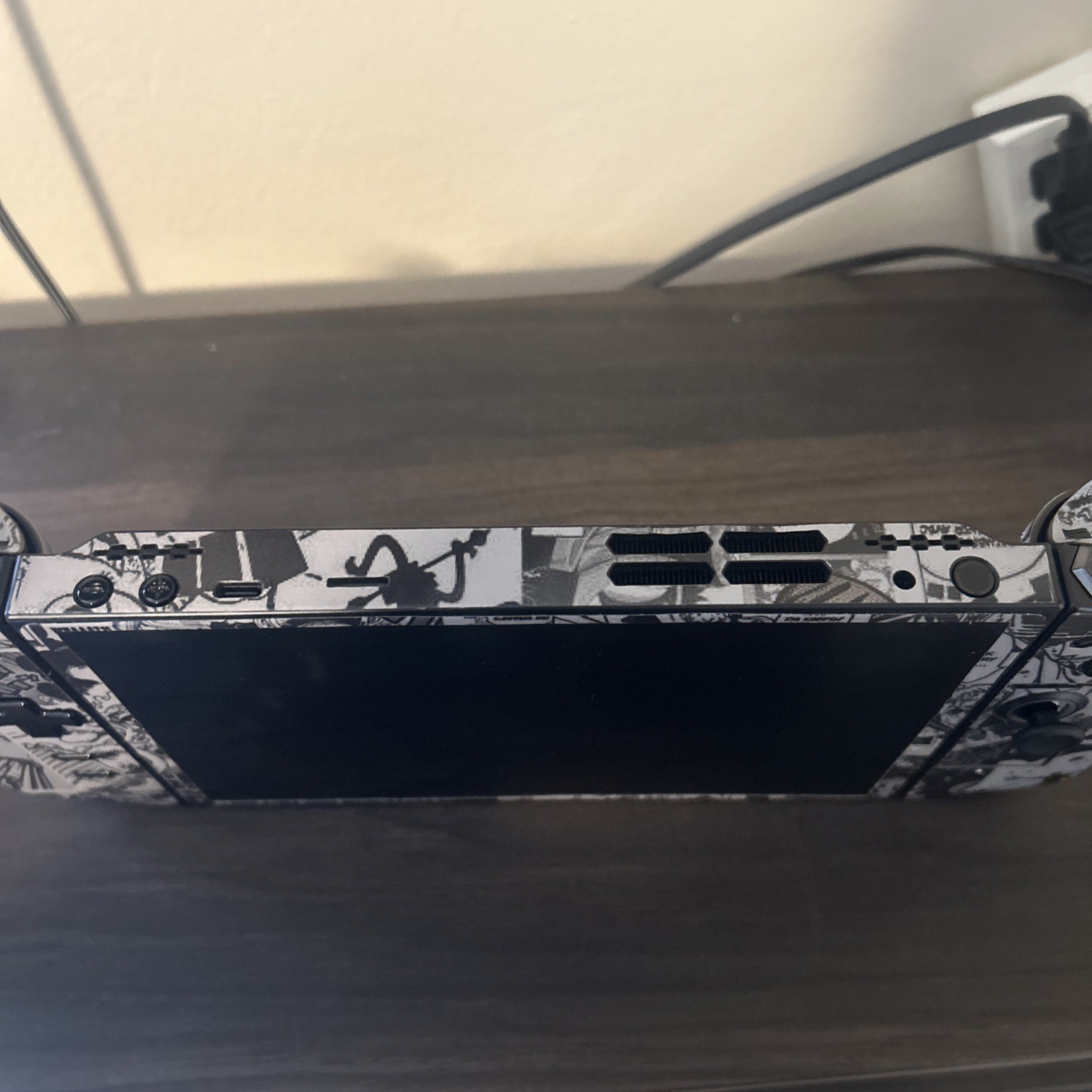 Lenovo Legion Go Handheld PC 1TB read bottom of description