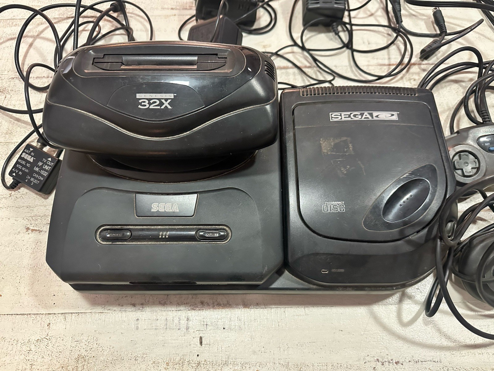 SEGA Genesis Console w/ Sega CD & 32X, 2 Controllers, Cables, Games Lot