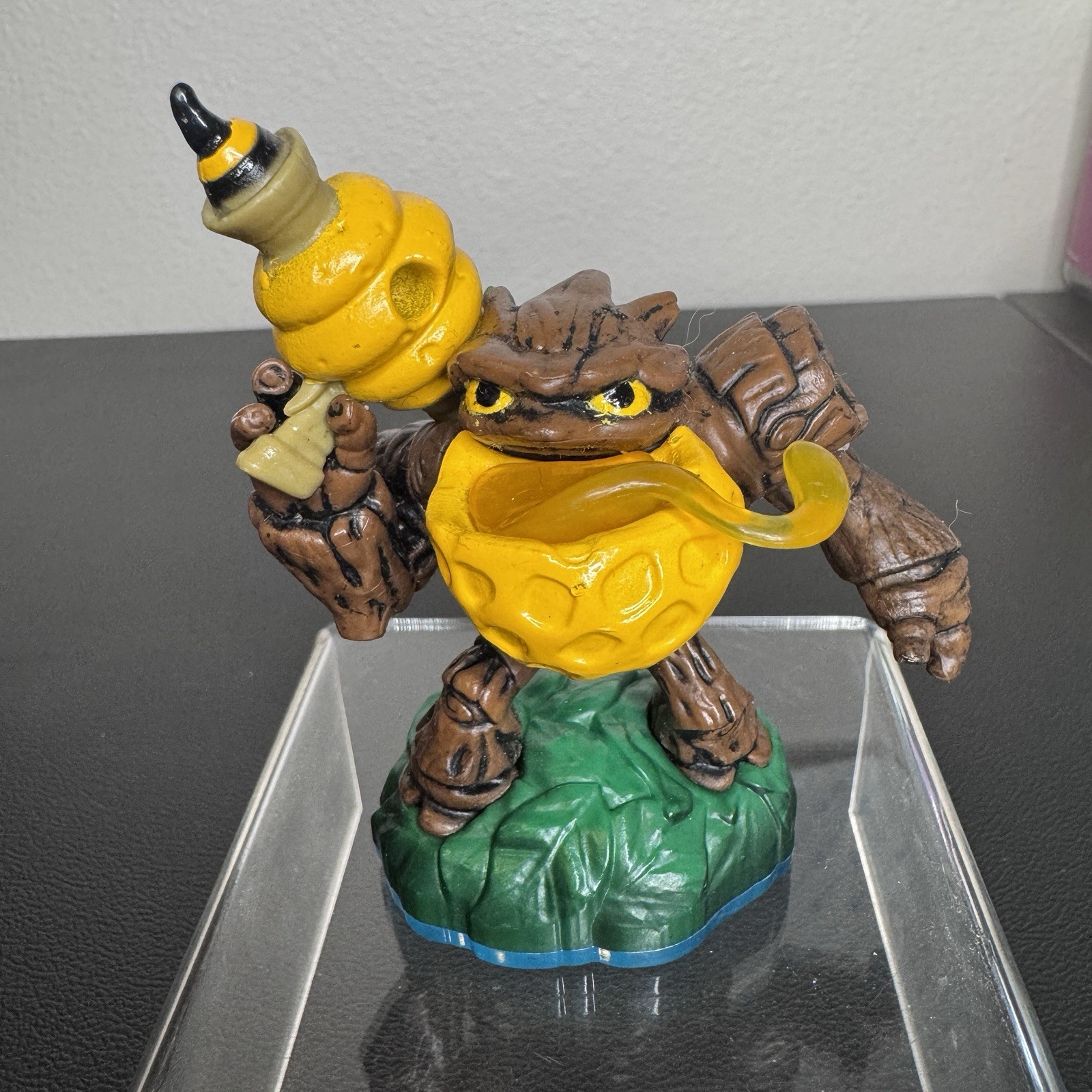 Skylanders Swap-Force Lightcore Bumble Blast 2012 #84827888