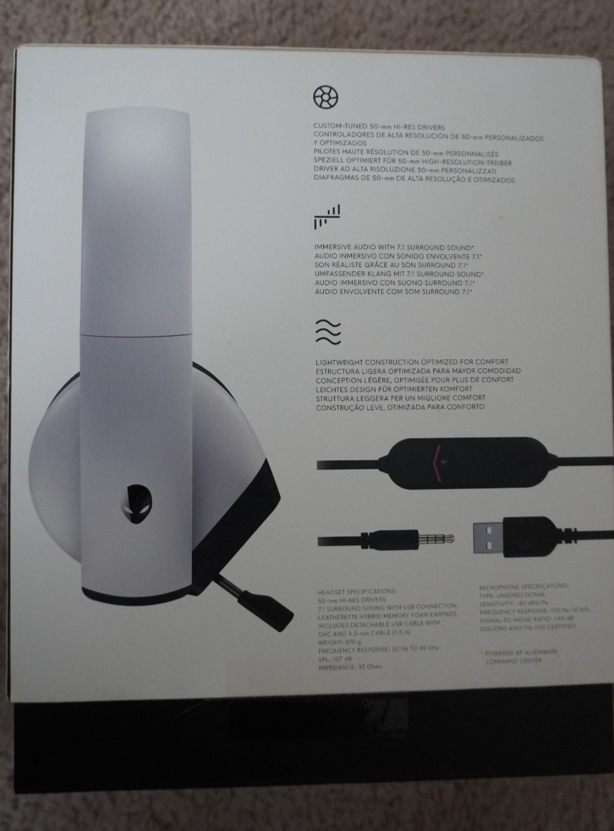 Alienware Ear-Cup (Over the Ear) 7.1 PC Gaming Headset Gray – AW510H