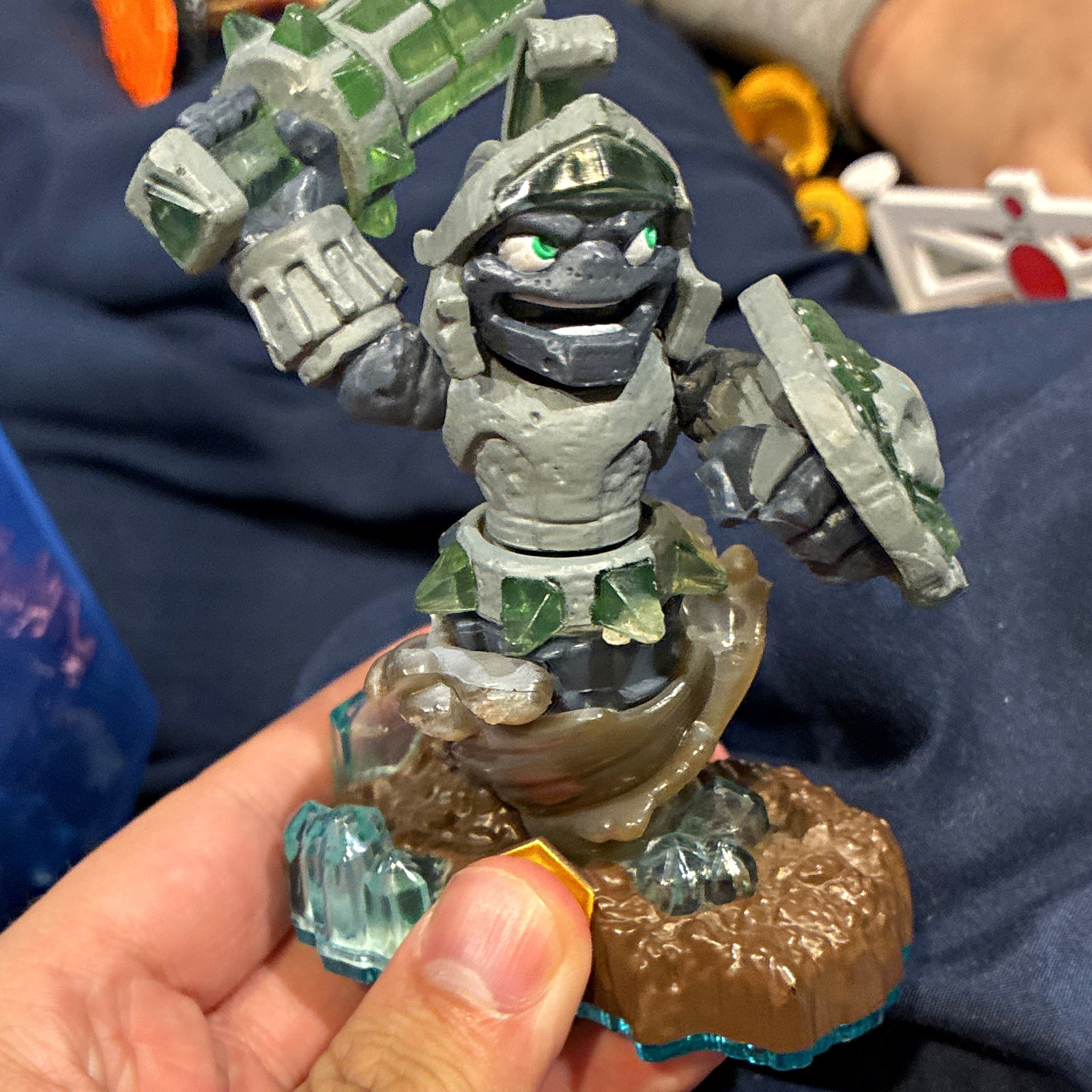 Skylanders Doom Stone Character Figure – Trap Team Crystal Base