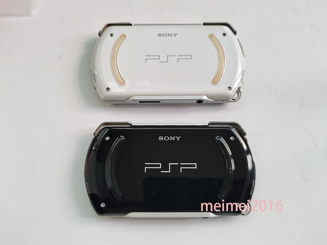 Sony PSP GO PlayStation Portable Go Console With Cable Full Working