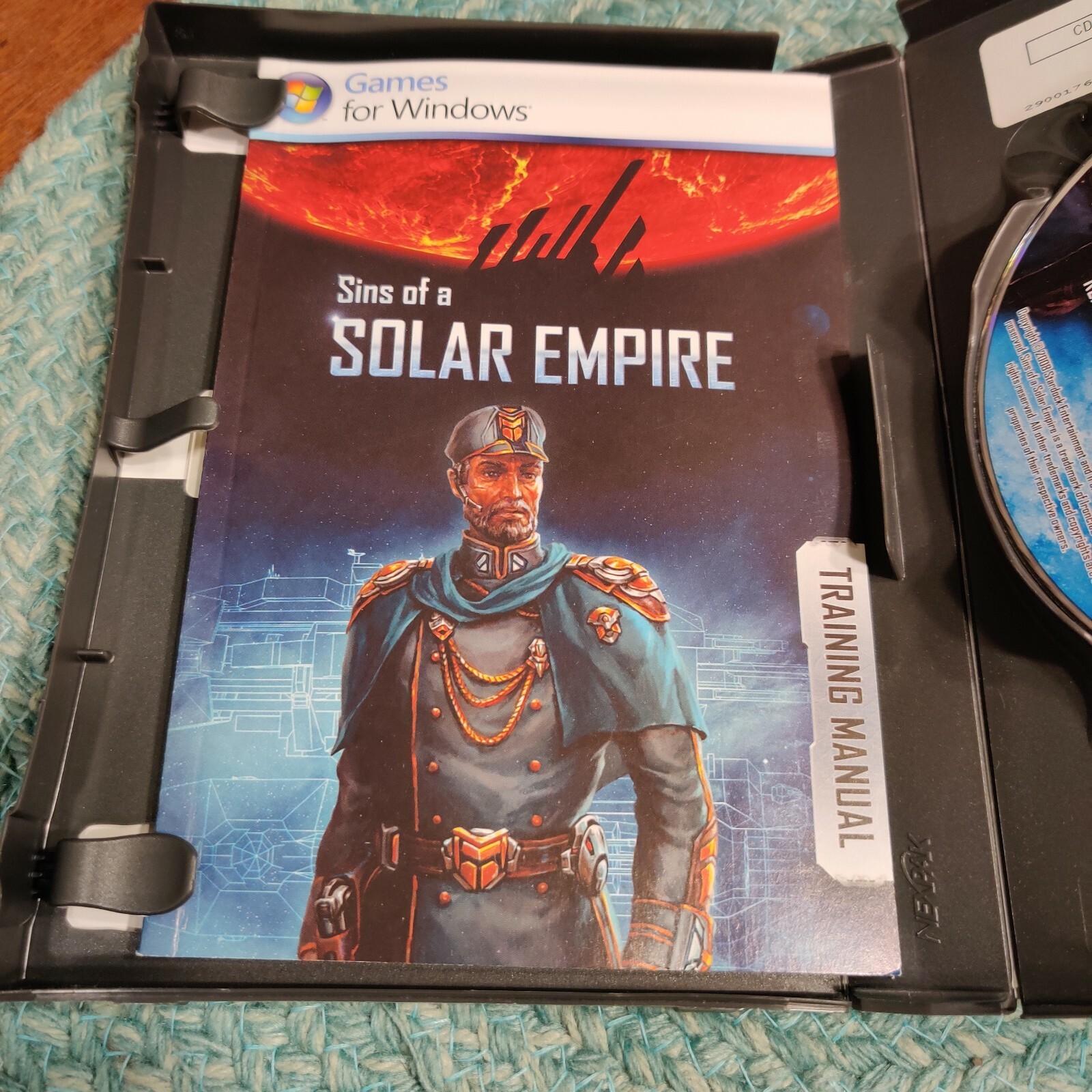 Sins of a Solar Empire (PC) COMPLETE WITH SLIPCOVER/KEY