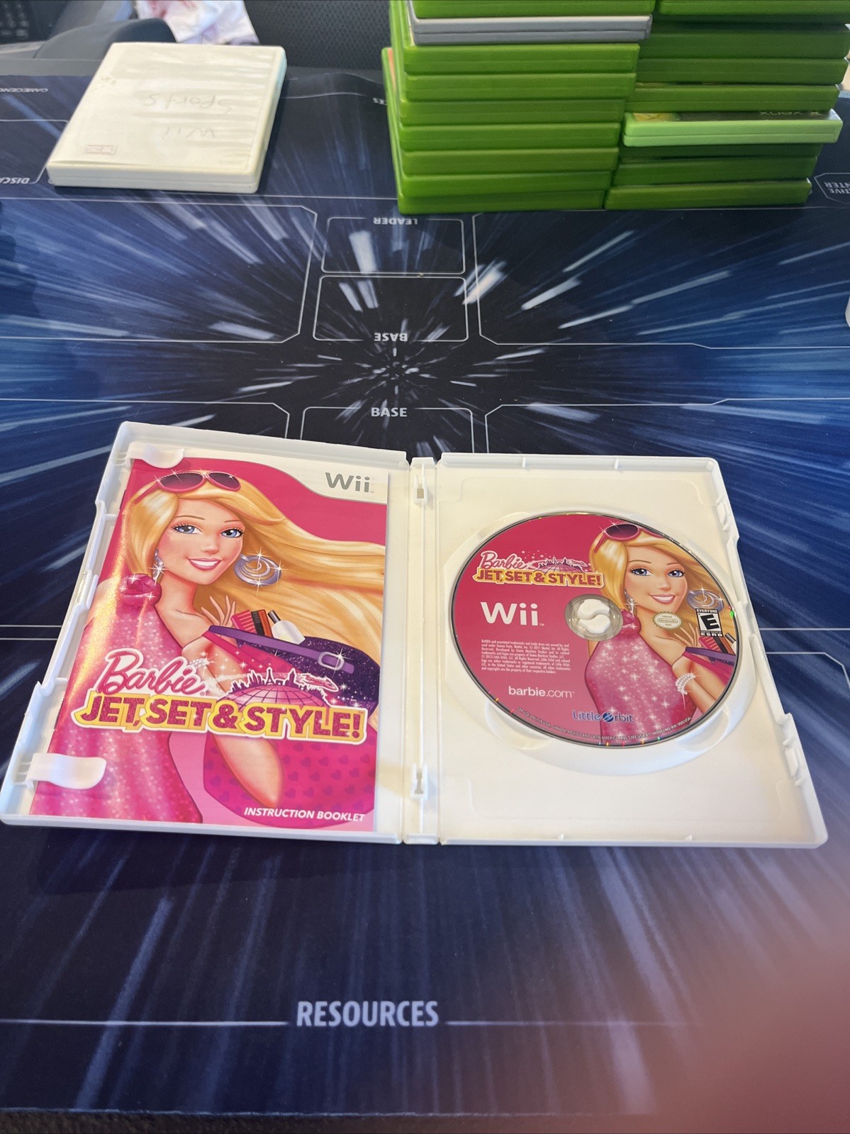 Barbie: Jet, Set & Style (Nintendo Wii, 2011) CIB