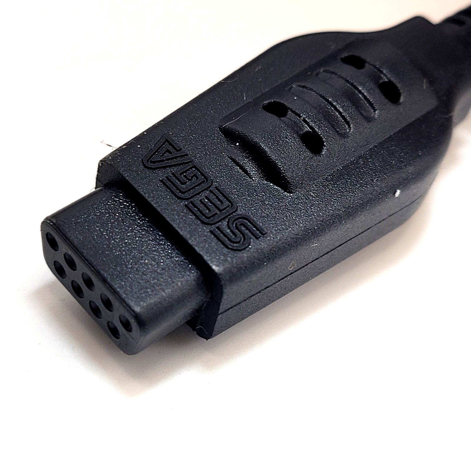 Retro-Bit Official Sega Genesis 6-Button Controller Pad for Sega Genesis – Red