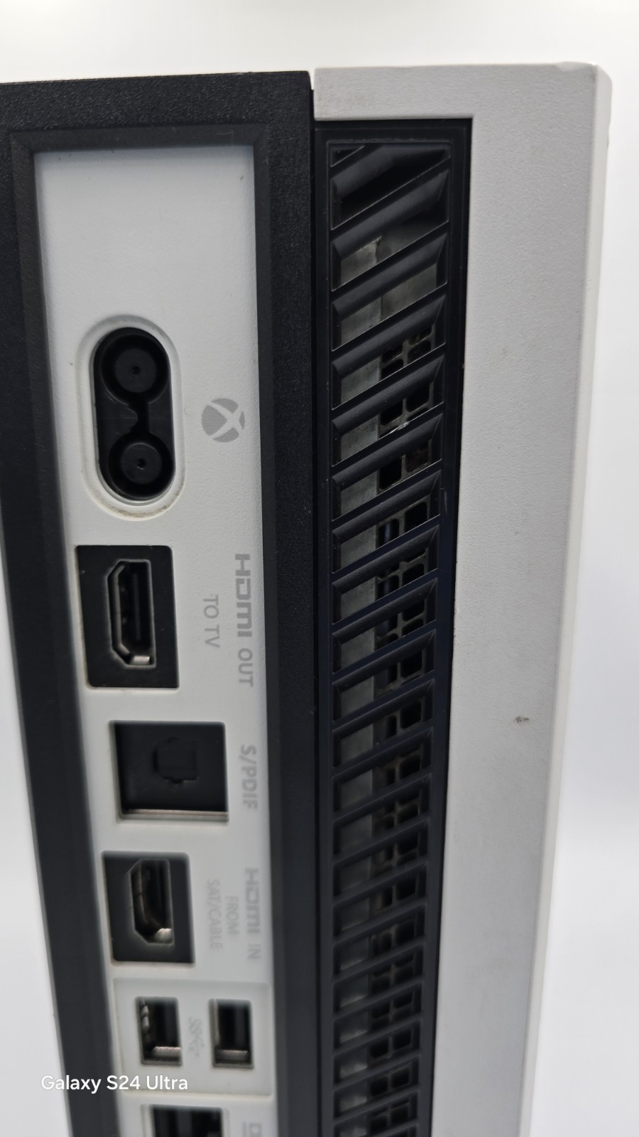 Xbox One 1540 Home Console Blu-Ray Compatible White/black (2015) Microsoft