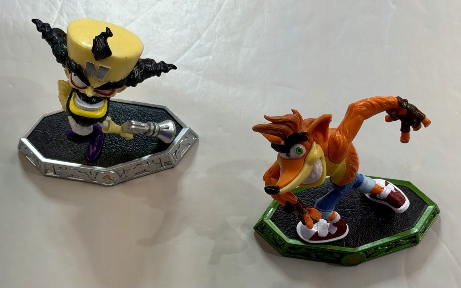 Activision Skylanders Imaginators Sensei Crash Bandicoot and Dr Neo Cortex