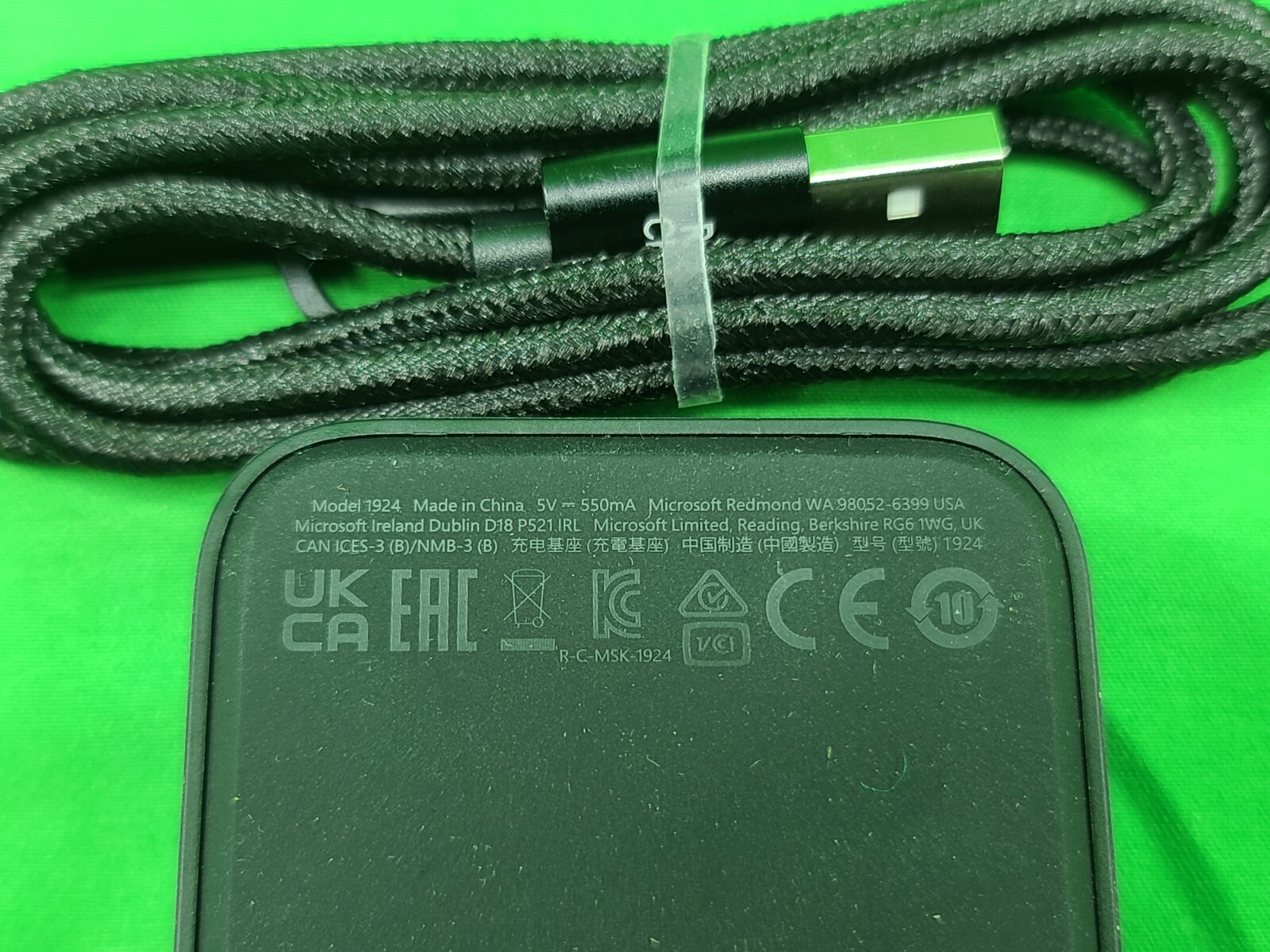 MICROSOFT (1924) XBOX ELITE SERIES 2 CONTROLLER CHARGER CHARGING DOCK & CABLE