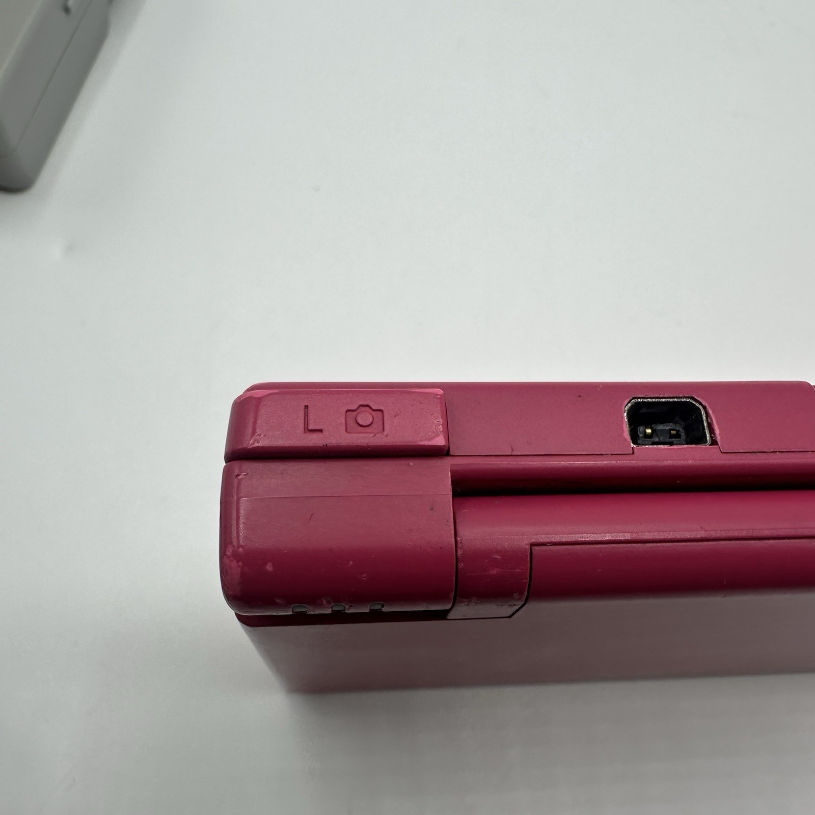 Nintendo DSi Pink Model TWL-001 (USA) Handheld Console w/ Stylus Charger TESTED