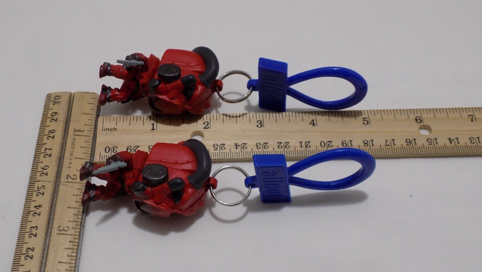 L/2 Video Game Keychain Backpack Clip On Figures Fallout 76 Red X-01 Power Armor