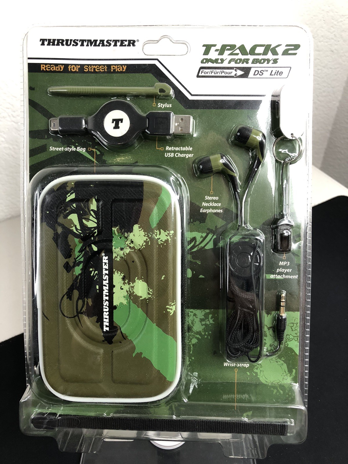 Thrustmaster T-Pack 2 Only For The Boys Nintendo DS Lite Travel Case Kit Street