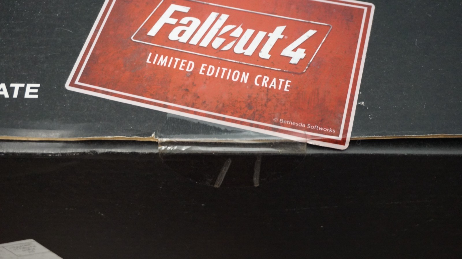 New! Fallout 4 x Loot Crate x Bethesda Limited Edition 2015 Bundle (Size: XL)