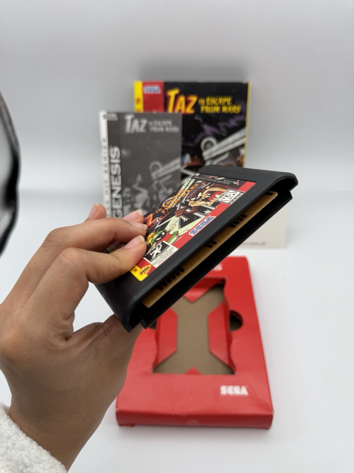 Taz in Escape From Mars (Sega Genesis, 1994) CIB Complete in Box with Manual