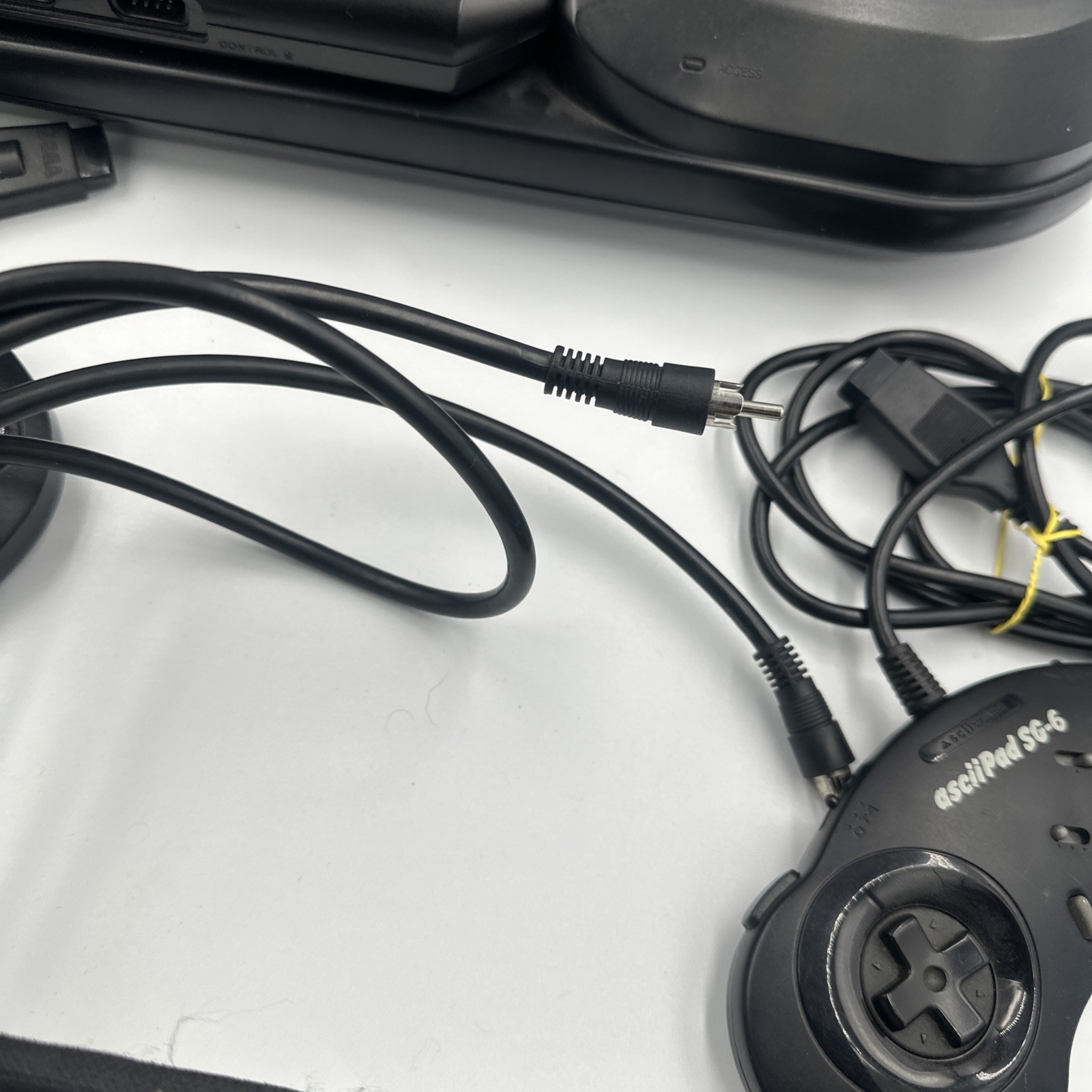 Sega CD Model 2 + Genesis Model 2 console (Please read description)
