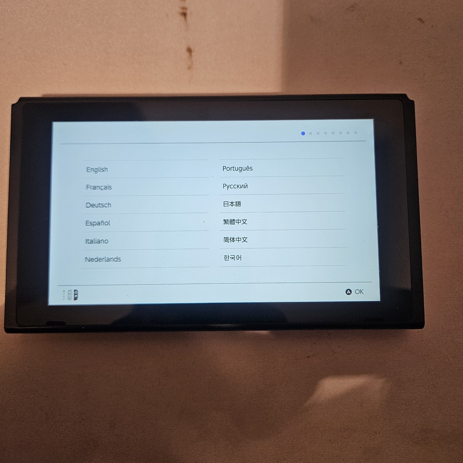 Nintendo HAC-001 Switch Tablet With Charge Dock No Controllers
