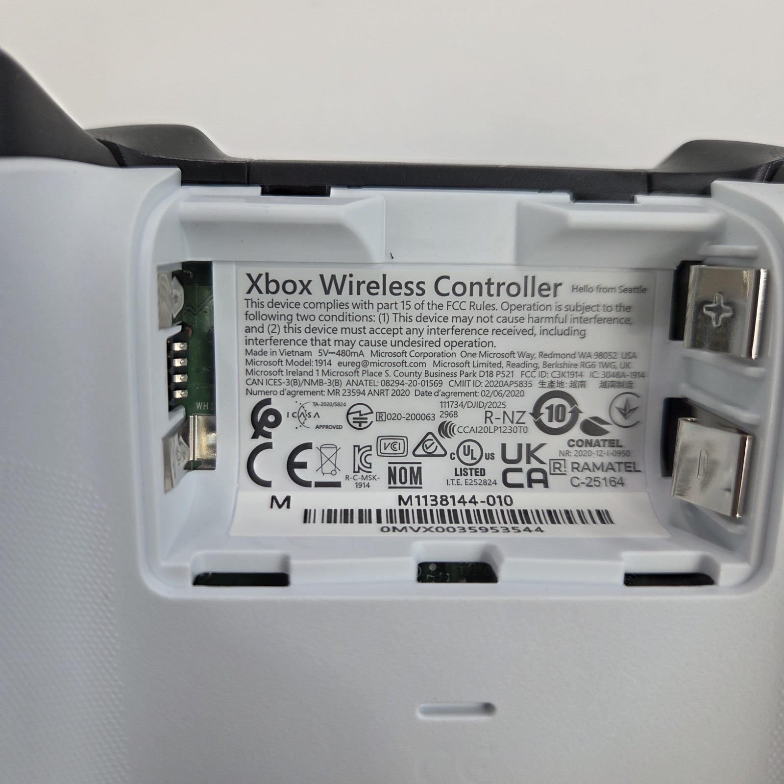 Microsoft Xbox Wireless Controller For Xbox One, Series X/S, PC – Shock Blue