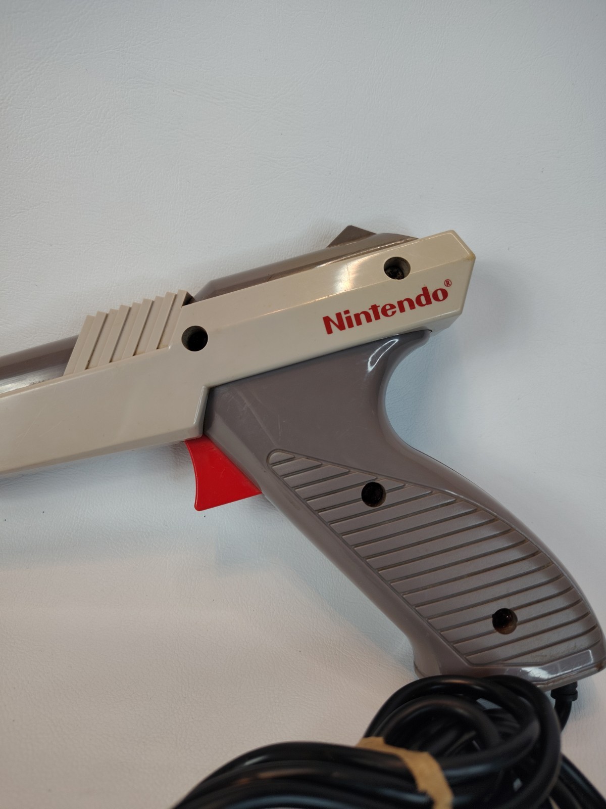 Official Gray Nintendo NES-005 Zapper Light Gun Controller …UNTESTED