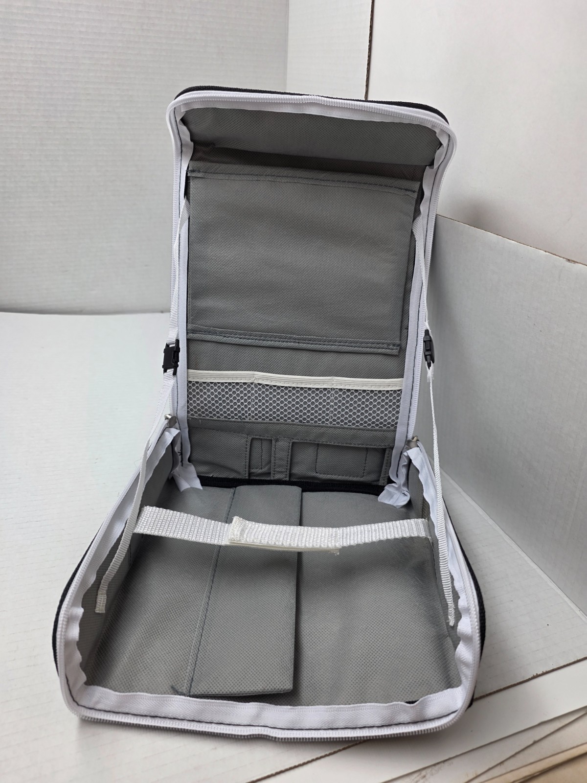 NEW Wii Travel Carry Bag Carrying Case for Console Games & Accessories #M21