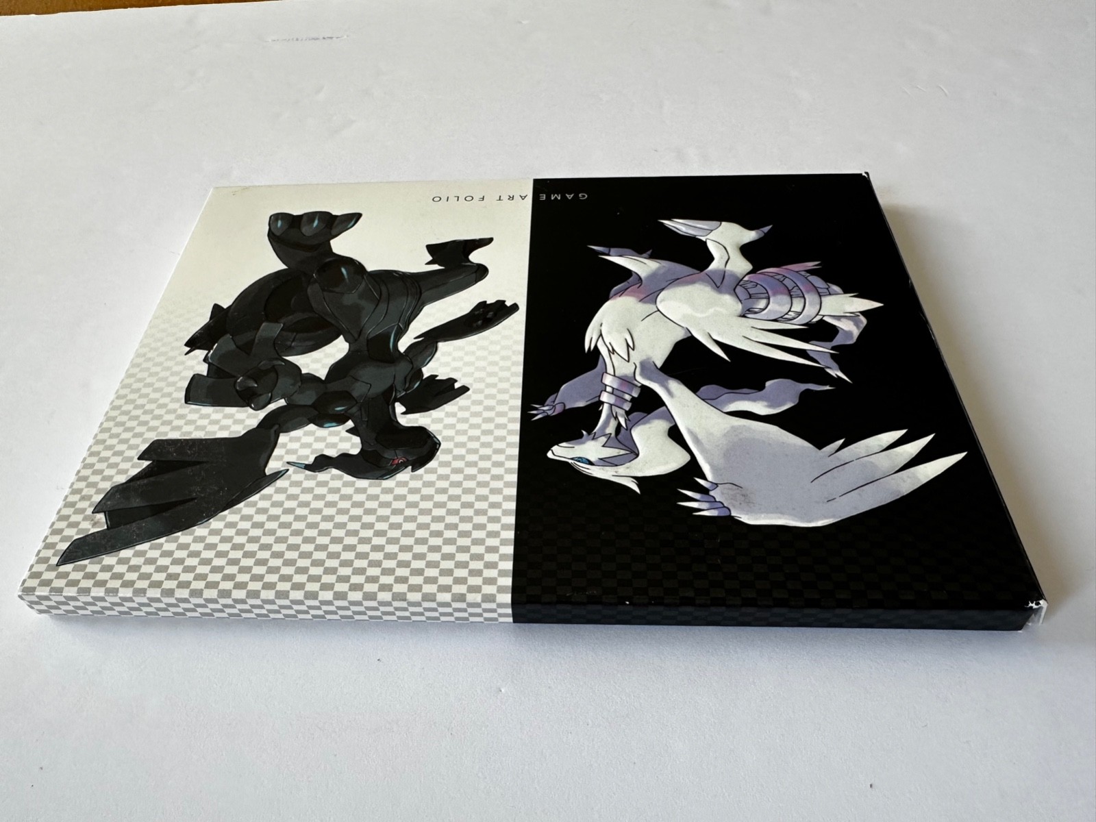 Nintendo Pokemon Black and White Game Art Folio card set