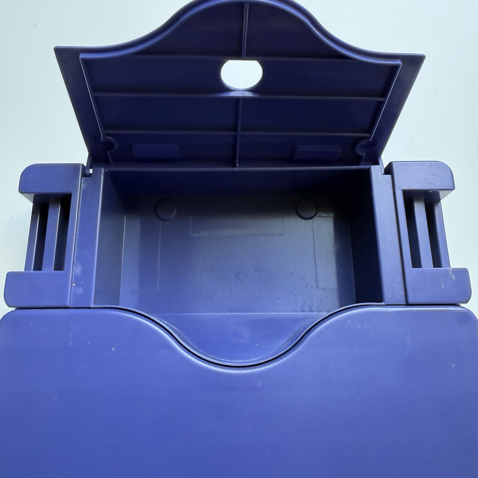 Nyko Indigo Nintendo GameCube Game Holder & Stand – Rare Accessory