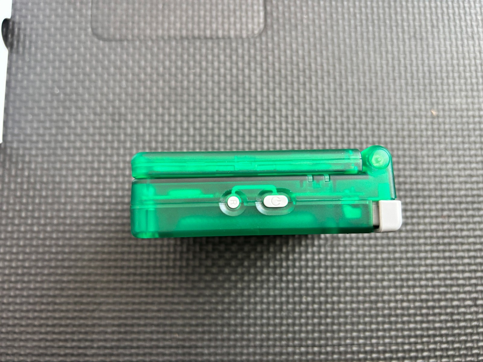 ANBERNIC RG35XX SP (TRANSPARENT GREEN) KNULLI 2 OS (64GB GAME CARD) (GXRG)