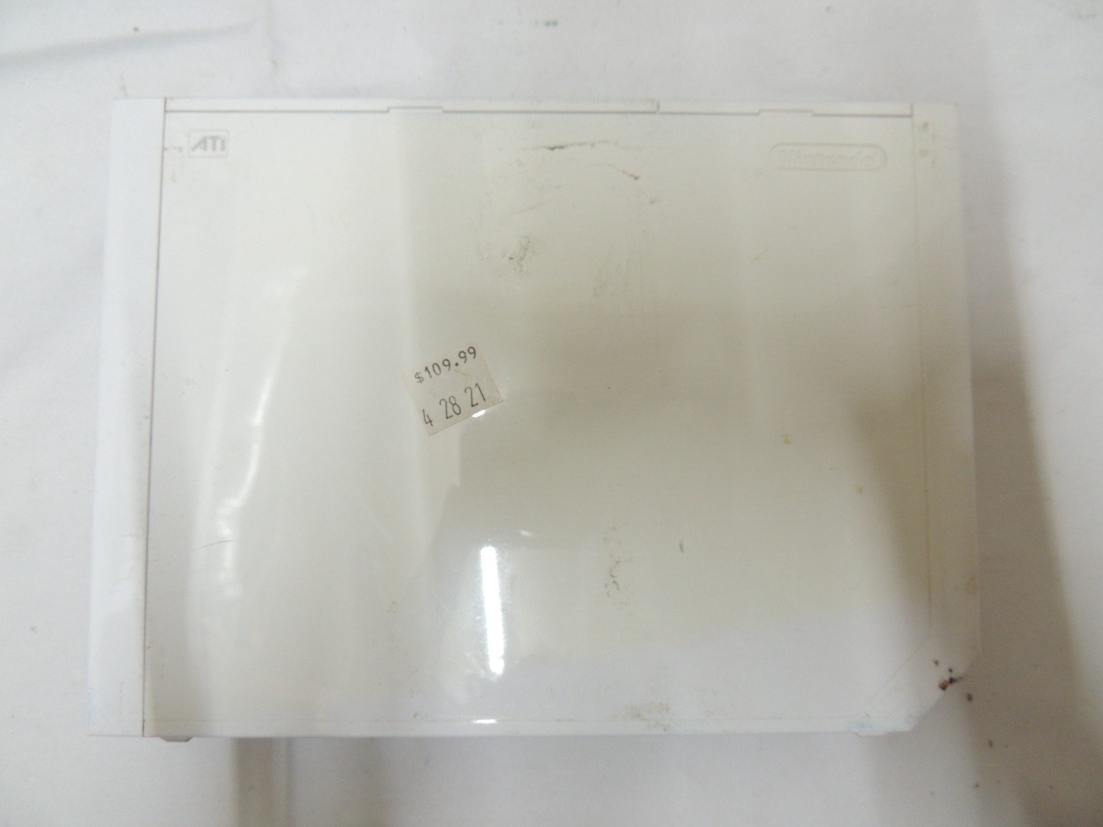 Nintendo Wii – RVL-001 White Bunddle #17