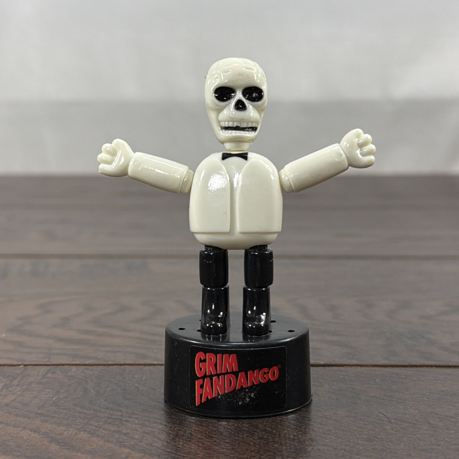 Rare Grim Fandango MANNY CALAVERA Promotional Push Puppet Toy Promo Collectible