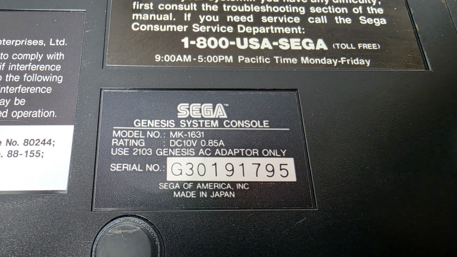 SEGA Genesis Model 2 MK-1631 Console Bundle, 2 Controllers, 3 Games Sonic, Cords