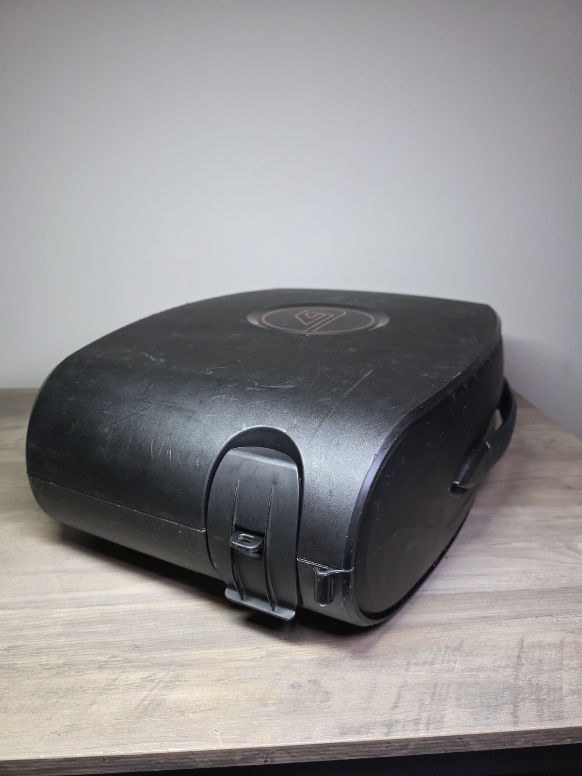 GAEMS G155 XHD Sentry Portable Gaming Monitor Case HDMI 15.5in PS4 Xbox One