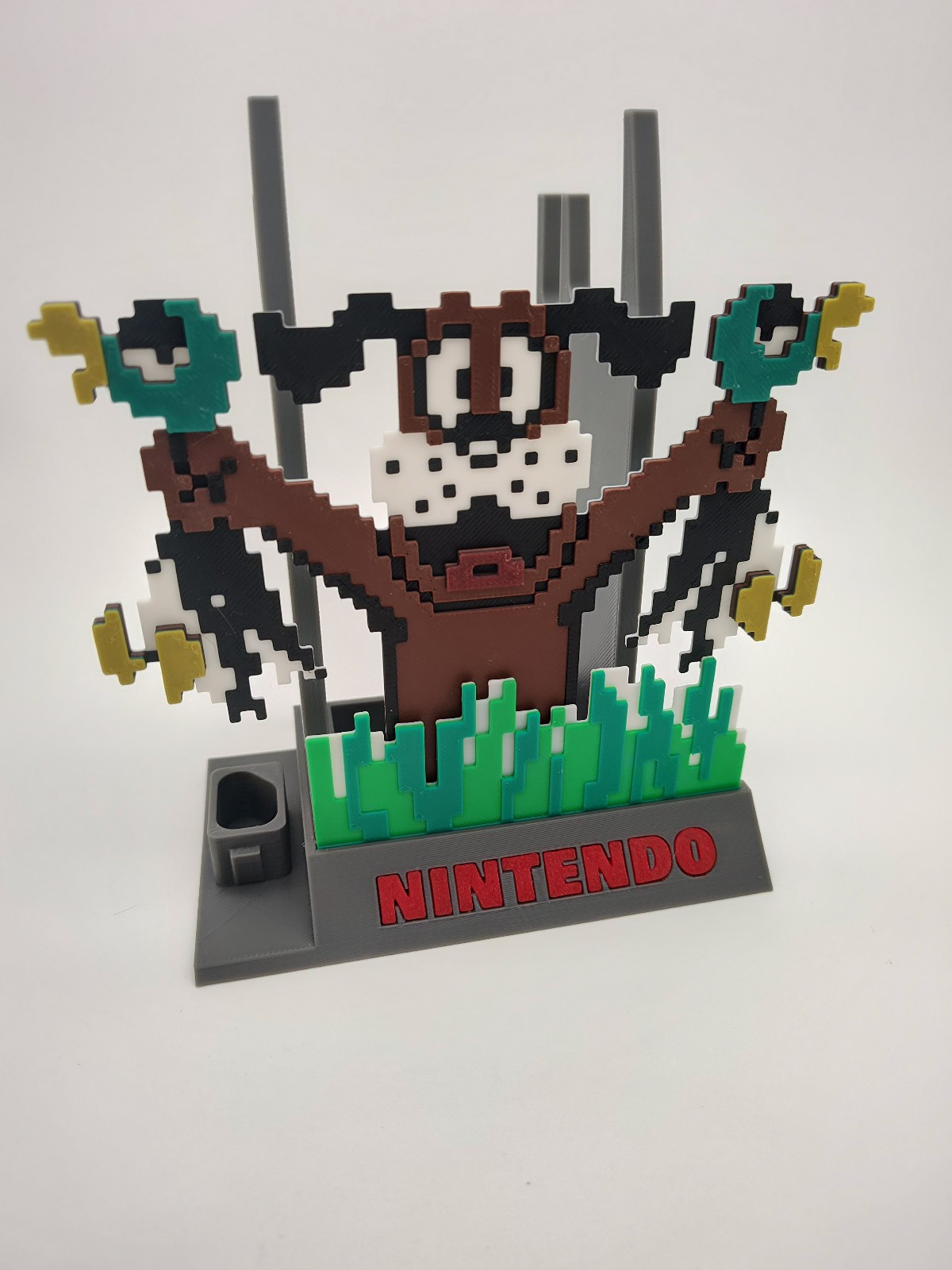 DUCK HUNT – NINTENDO NES ZAPPER DISPLAY STAND – CUSTOM COLOR OPTIONS