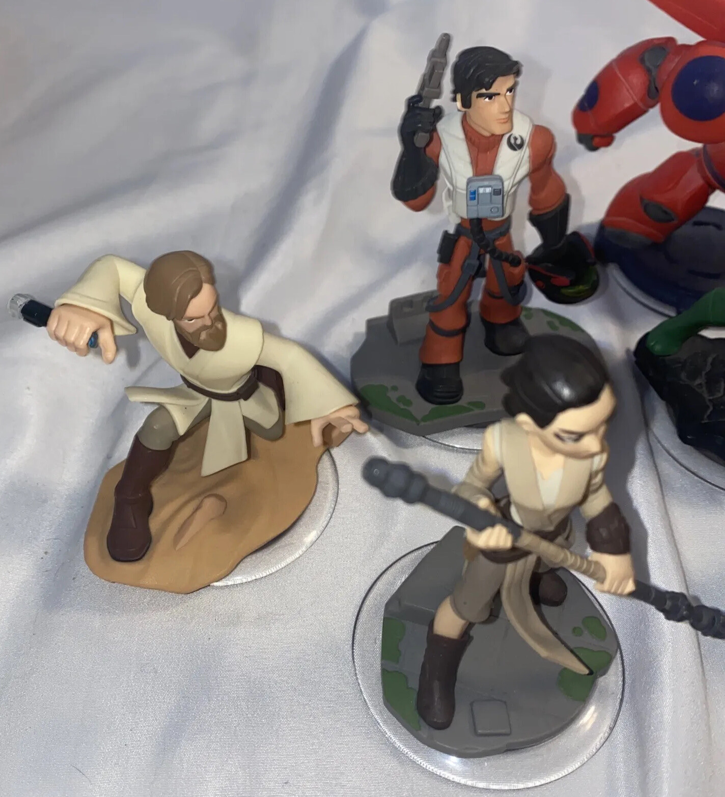 Lot Of 10 – Disney Infinity Marvel Avengers Hulk Captain America & Others