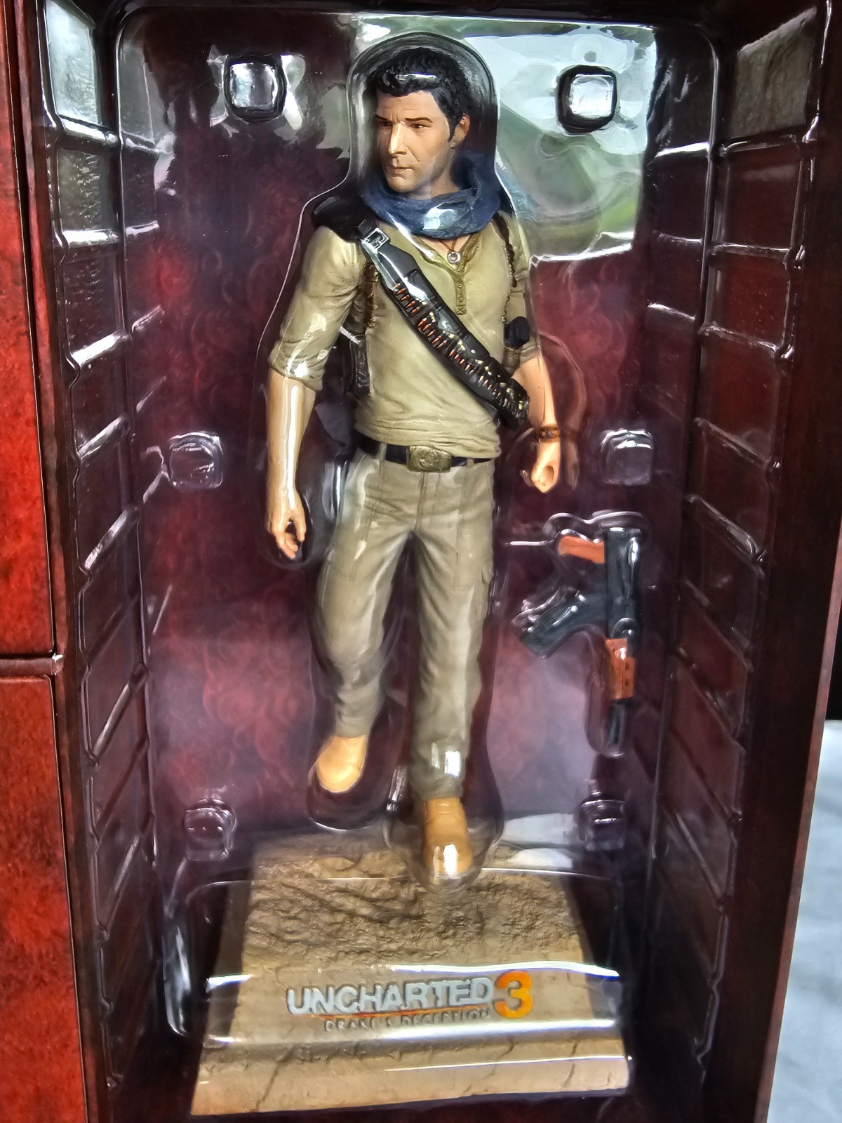 Uncharted 3 Drake’s Deception Collectors Edition PlayStation 3, Complete in Box