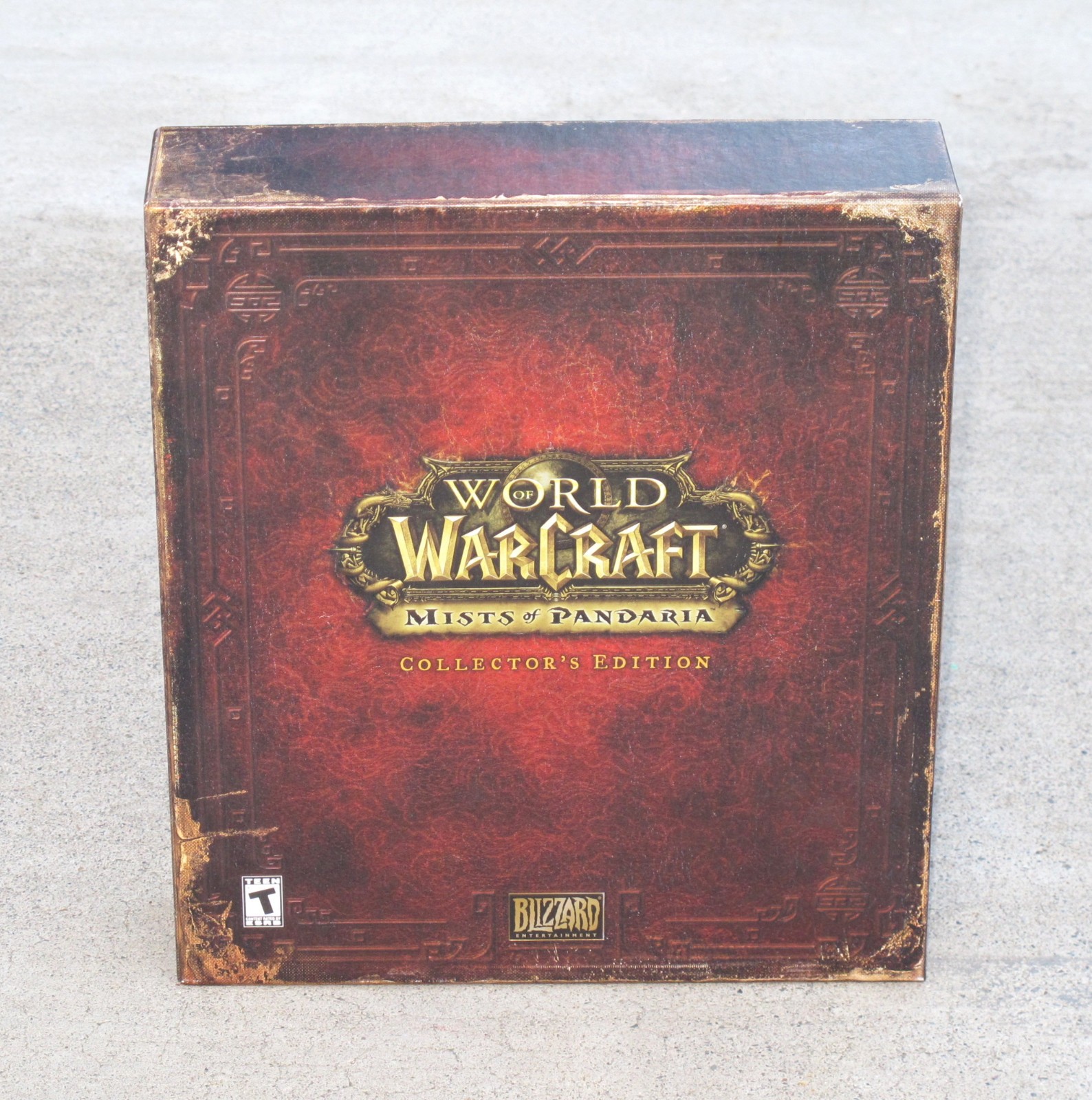World of Warcraft Mists of Pandaria Collectors Edition Box & Book Only (No Game)