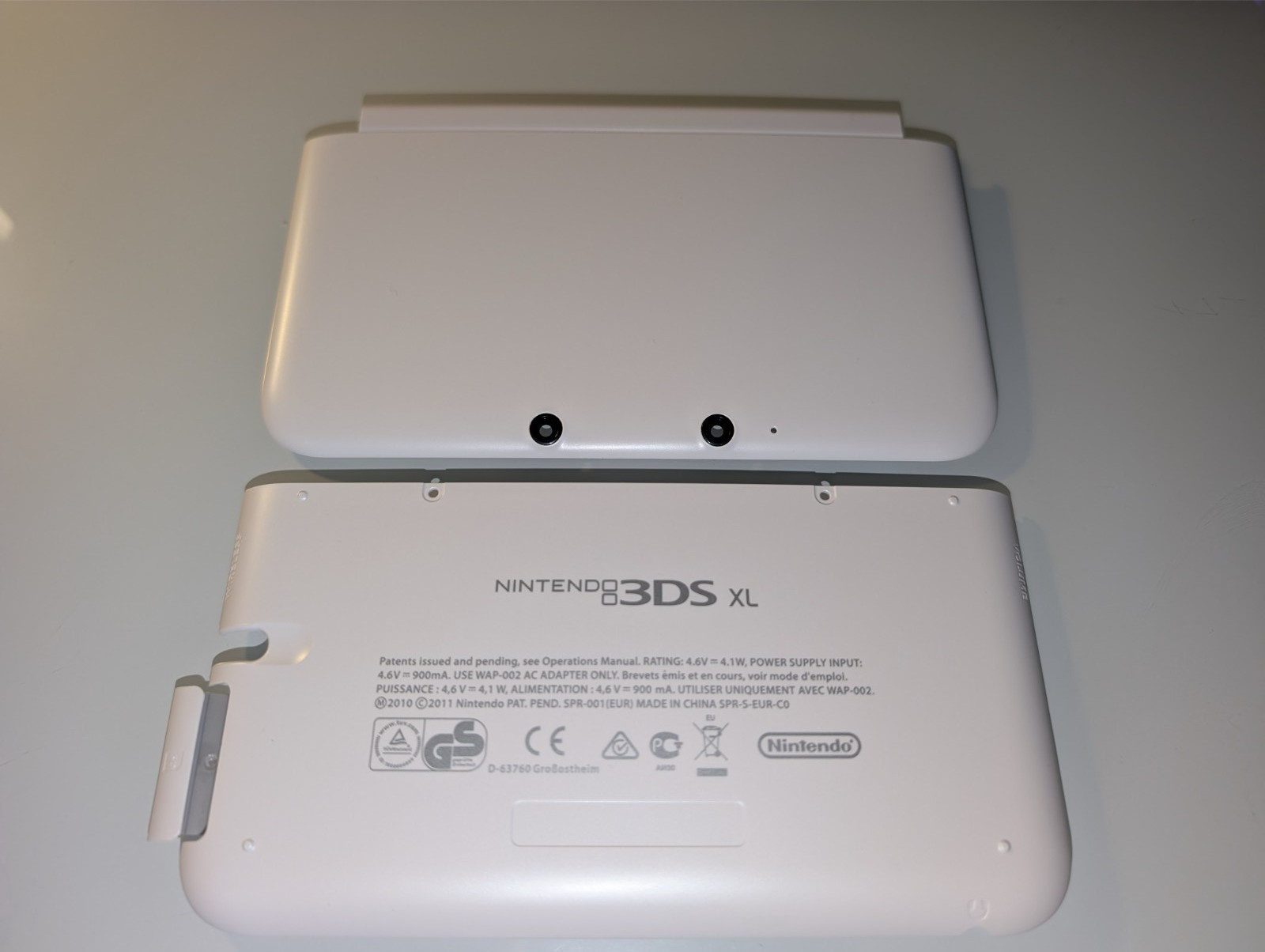 Nintendo 3DS XL Shell Replacement Original OEM Red Black White Restoration Kit