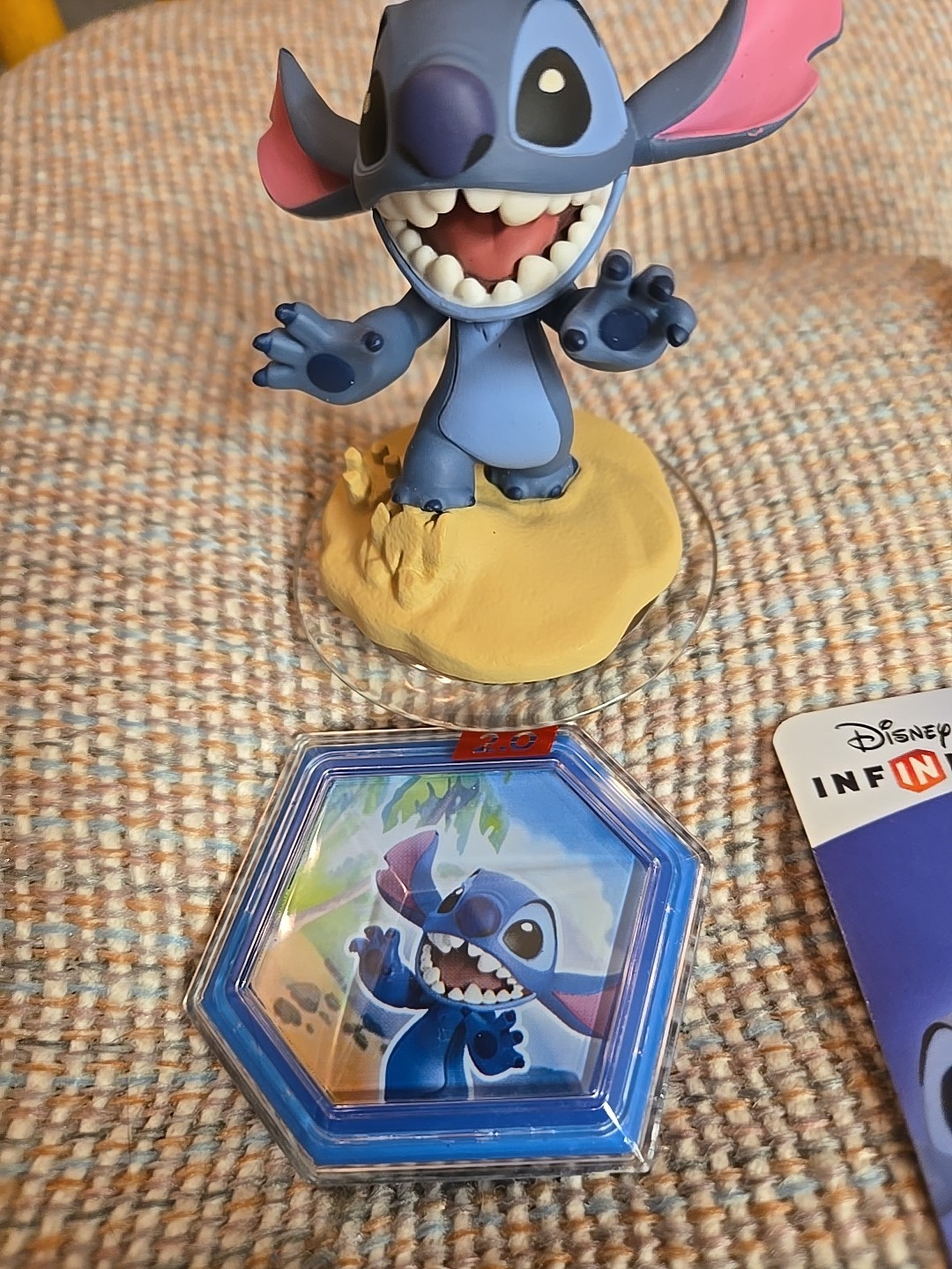 Disney Infinity 2.0 Stitch And Merida Figures With Power Discs Bundle New no box