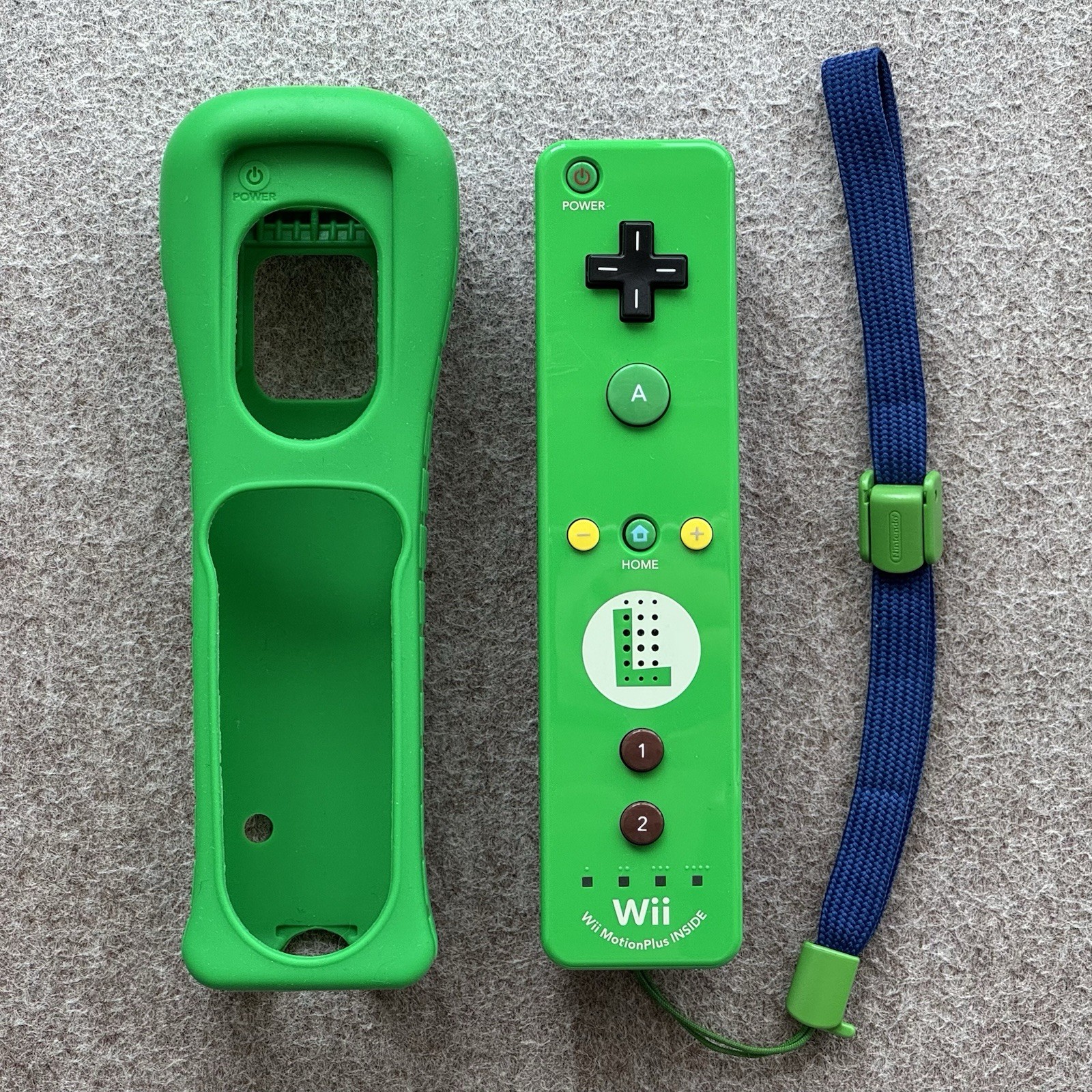 Nintendo Wii U Luigi Green Remote Plus Controller + Sleeve & Strap RVL-036