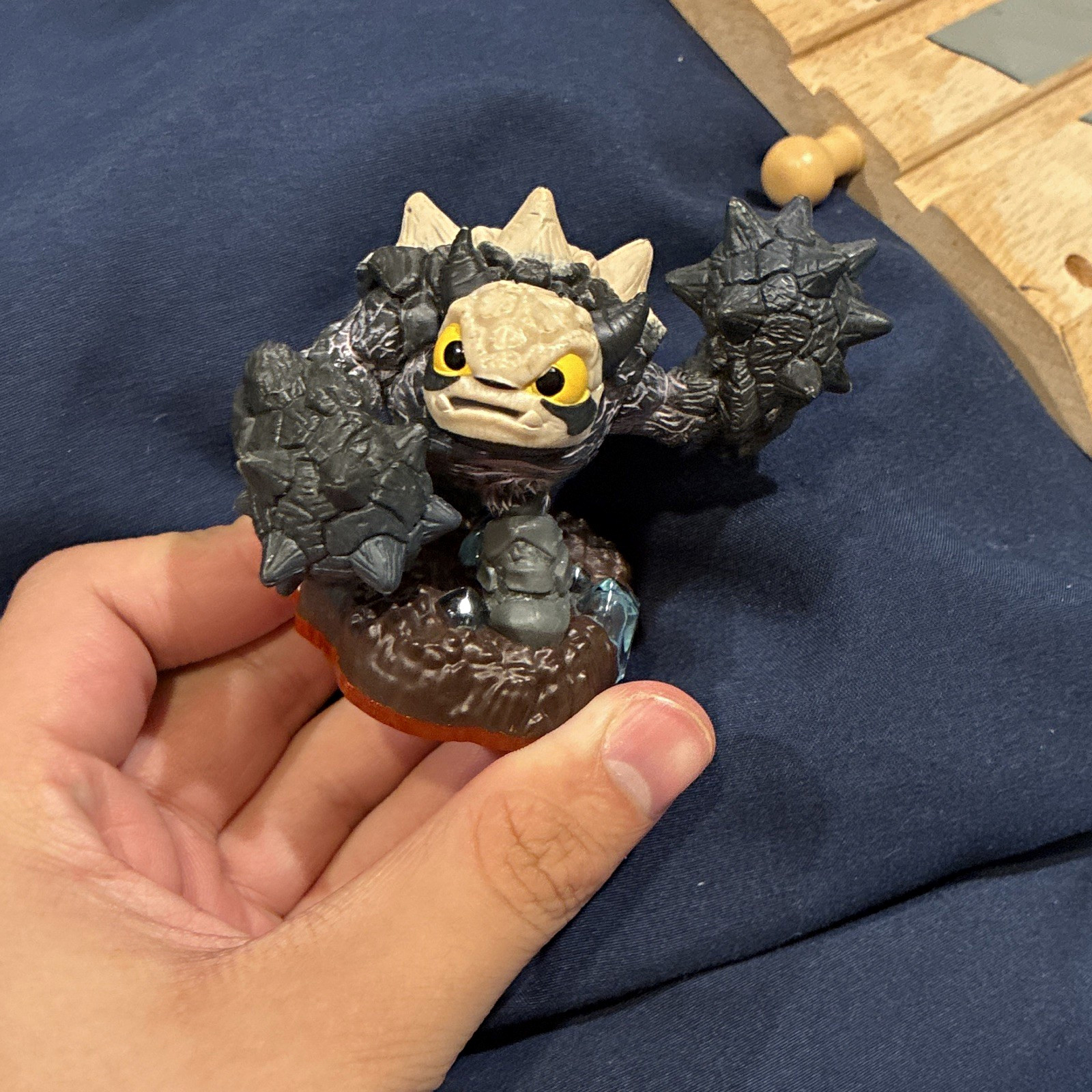 Skylanders Crusher Toys to Life Character Figure – Skylanders Giants Series