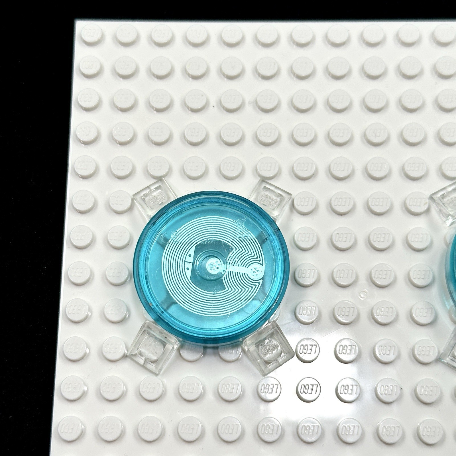 LEGO Dimensions Toy (2) pc Base Disc Tag Only Lot – Ninjago – Zane – Sensei Wu