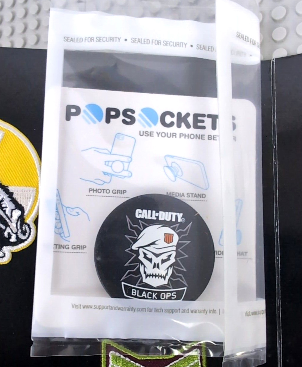 Call of Duty Black Ops 4 Collector’s Edition Patches Set & game steelbox Bundle