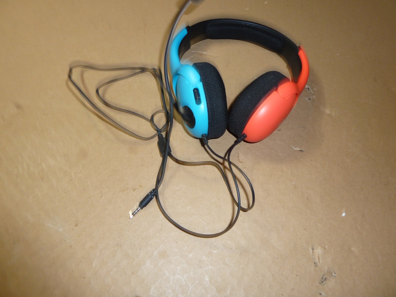 Nintendo Switch Gaming Headset Wired Brand PDP LVL40 Blue/Red,