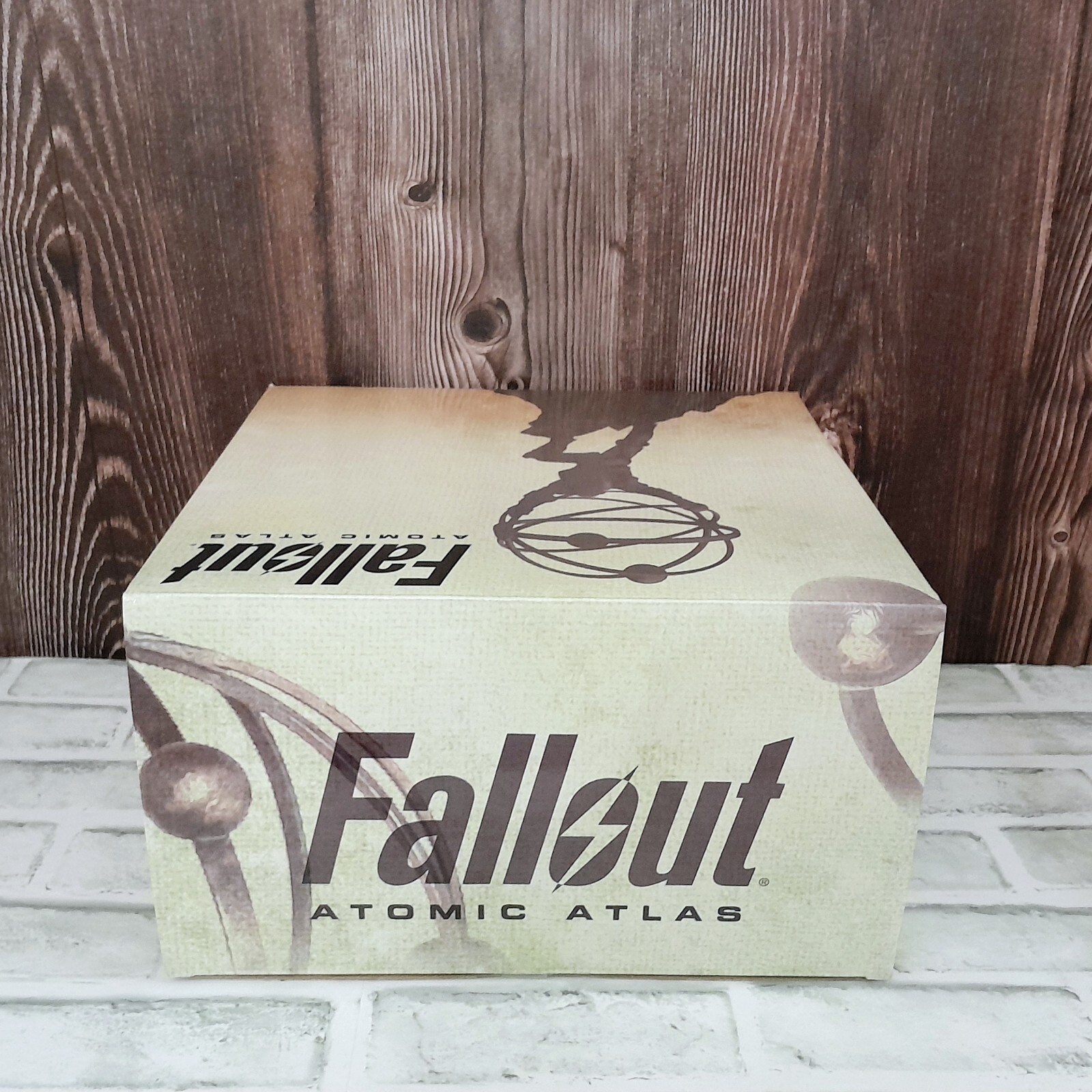 Fallout Atomic Atlas Statue Chronicle Collectibles